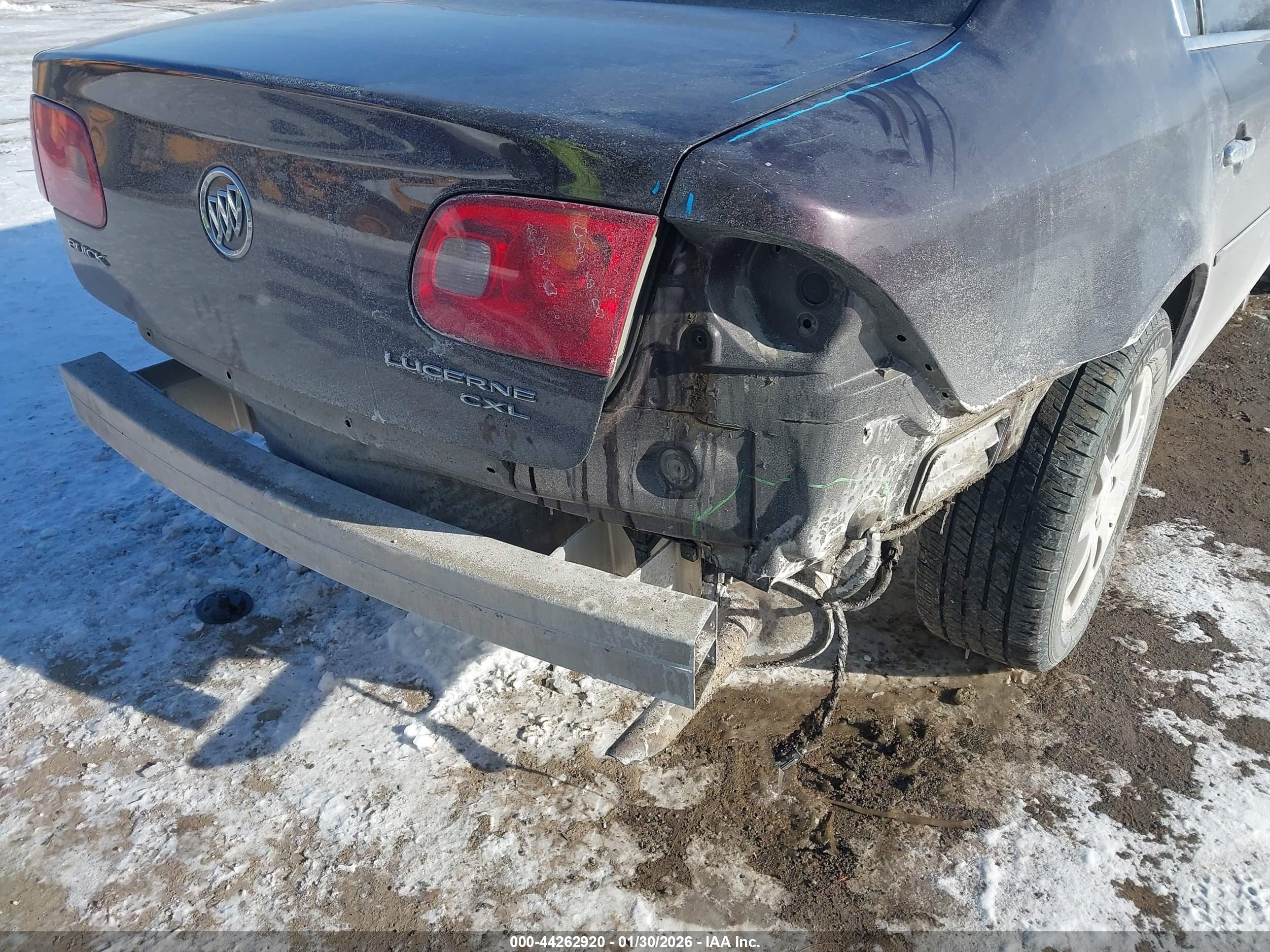 BUICK LUCERNE image 6