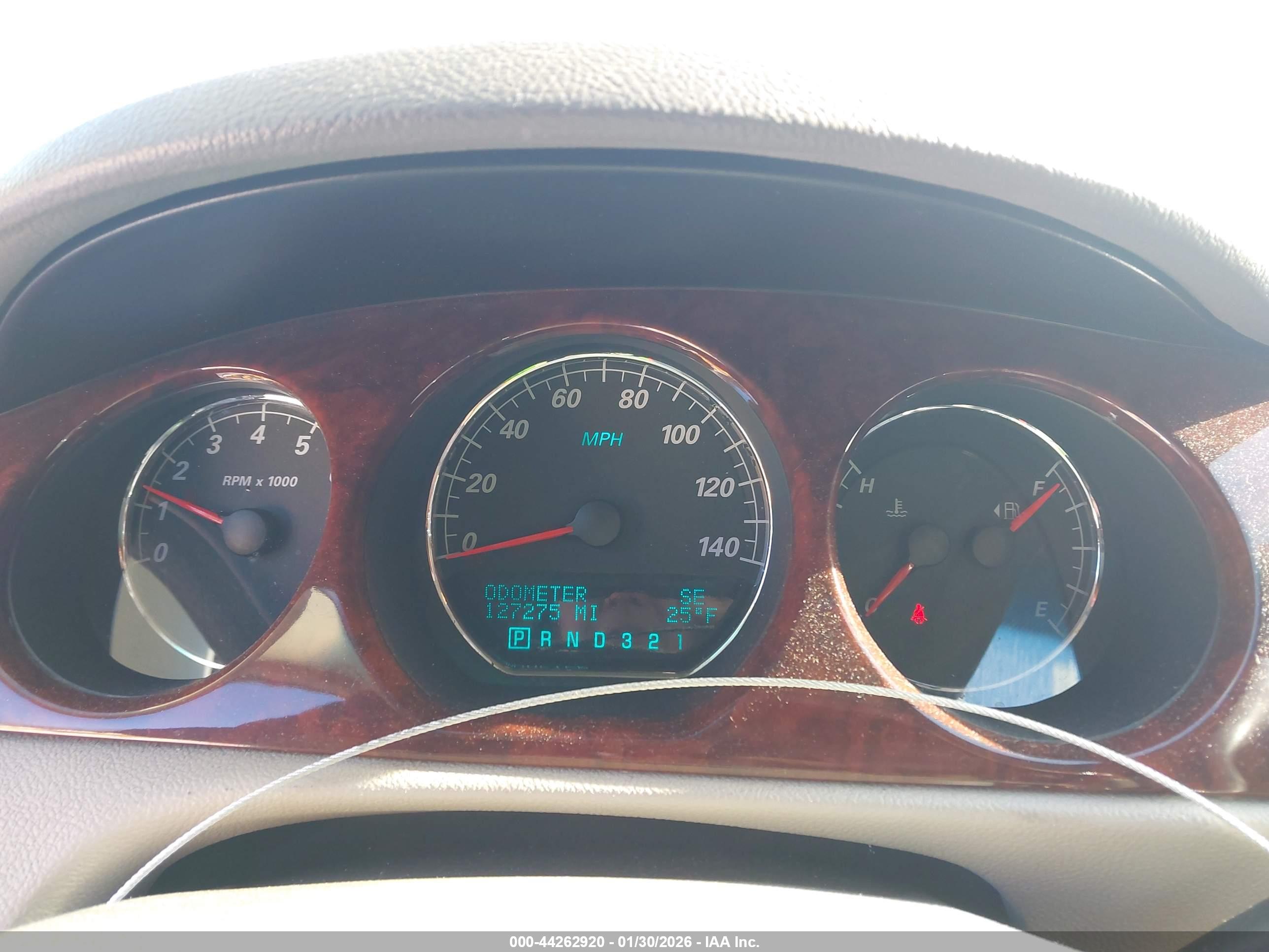 BUICK LUCERNE image 7