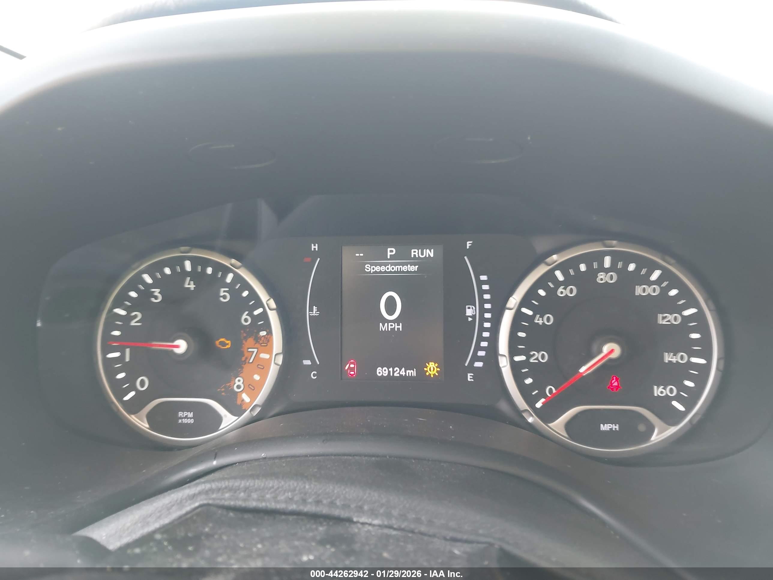 JEEP RENEGADE image 7
