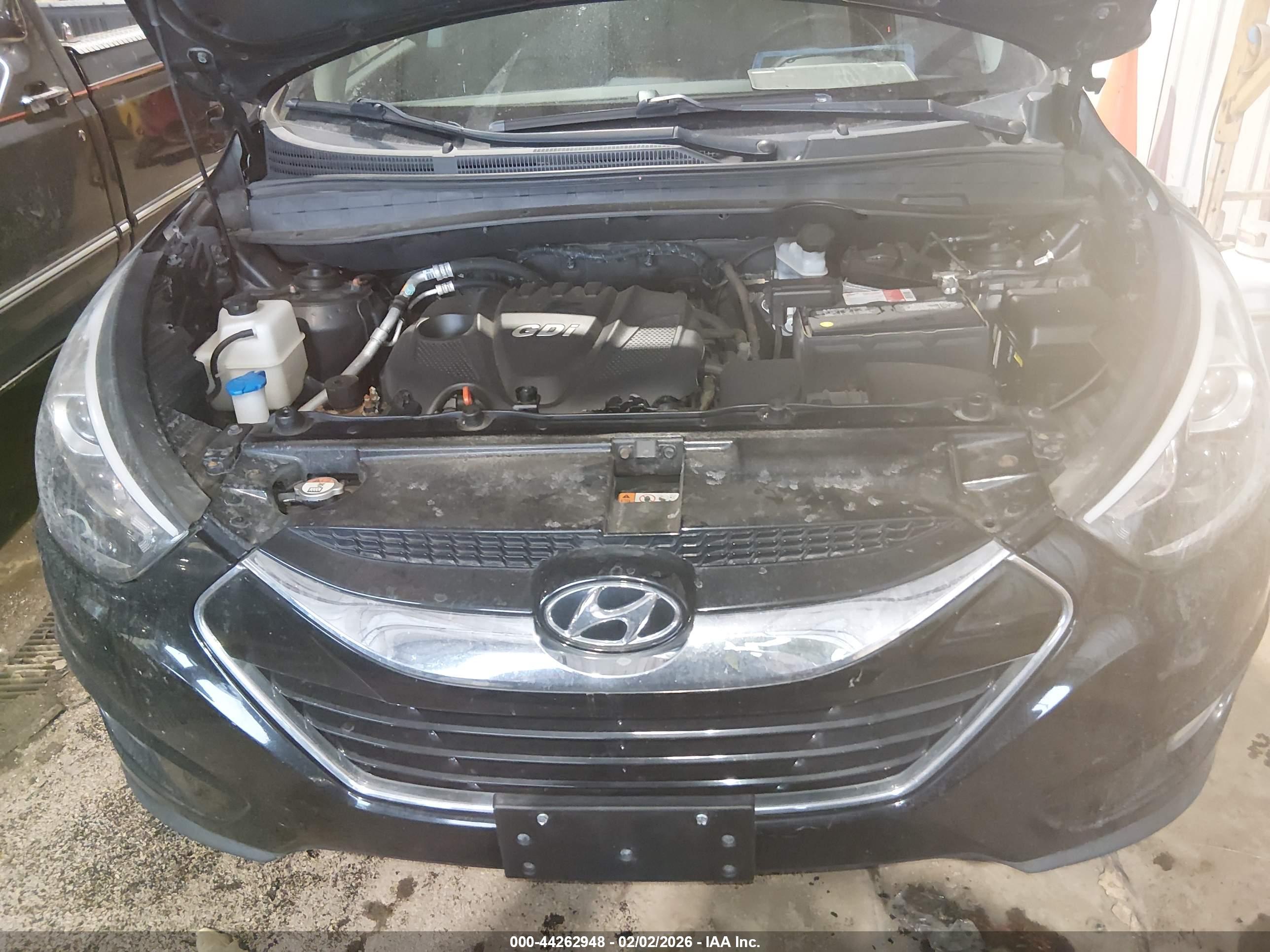 HYUNDAI TUCSON image 10