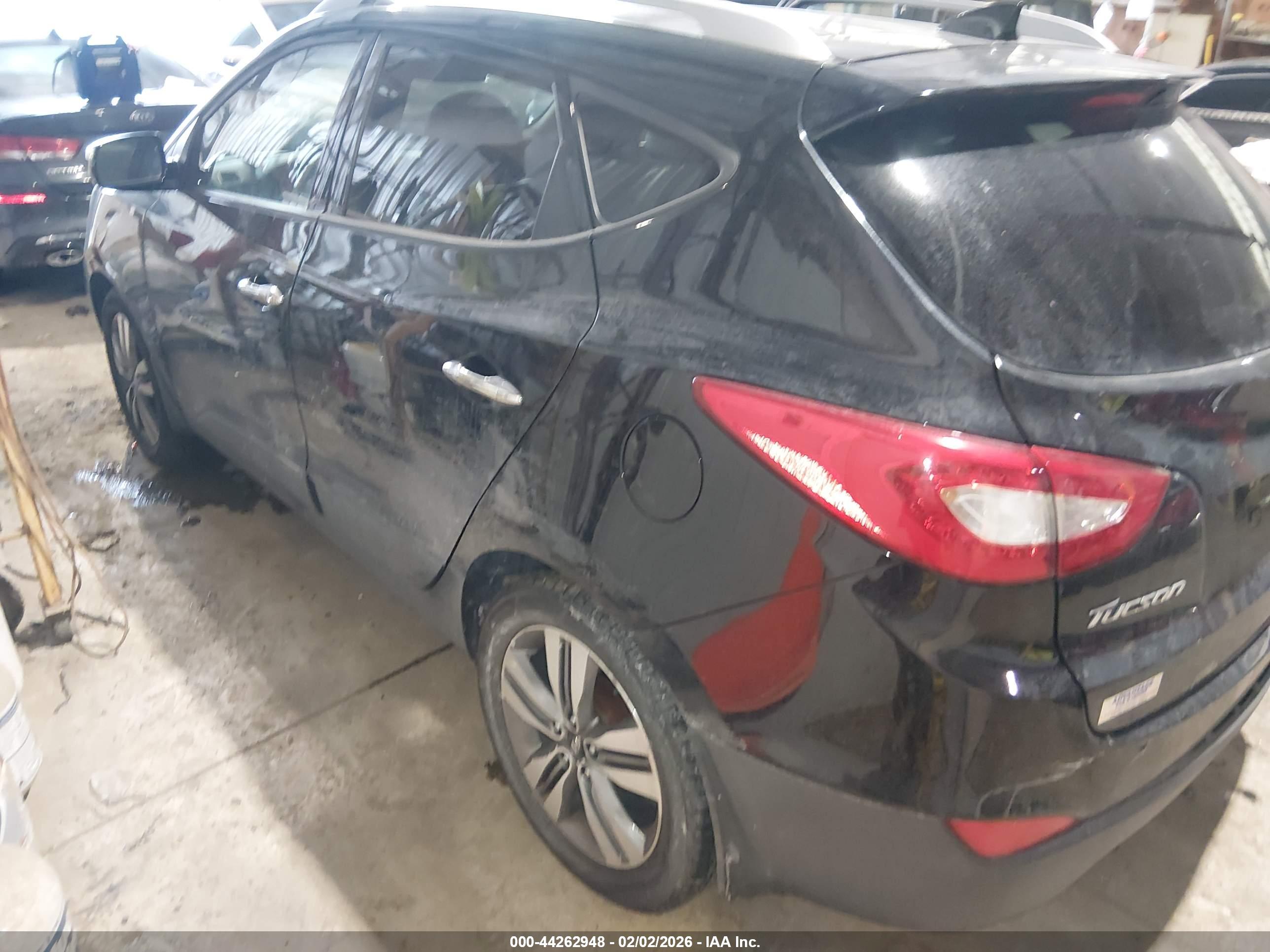 HYUNDAI TUCSON image 3