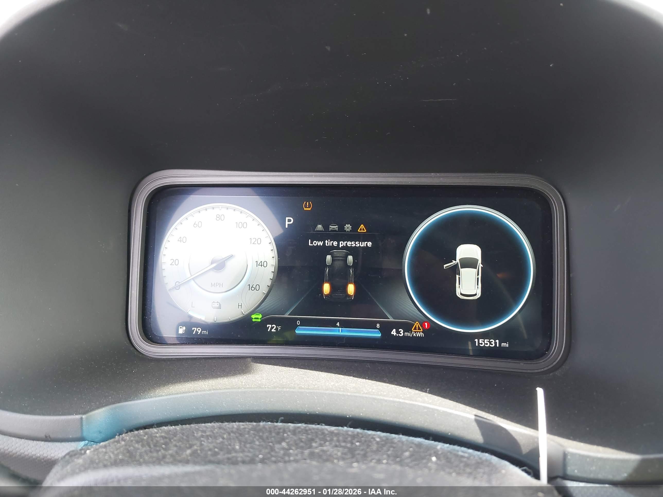 HYUNDAI KONA image 7