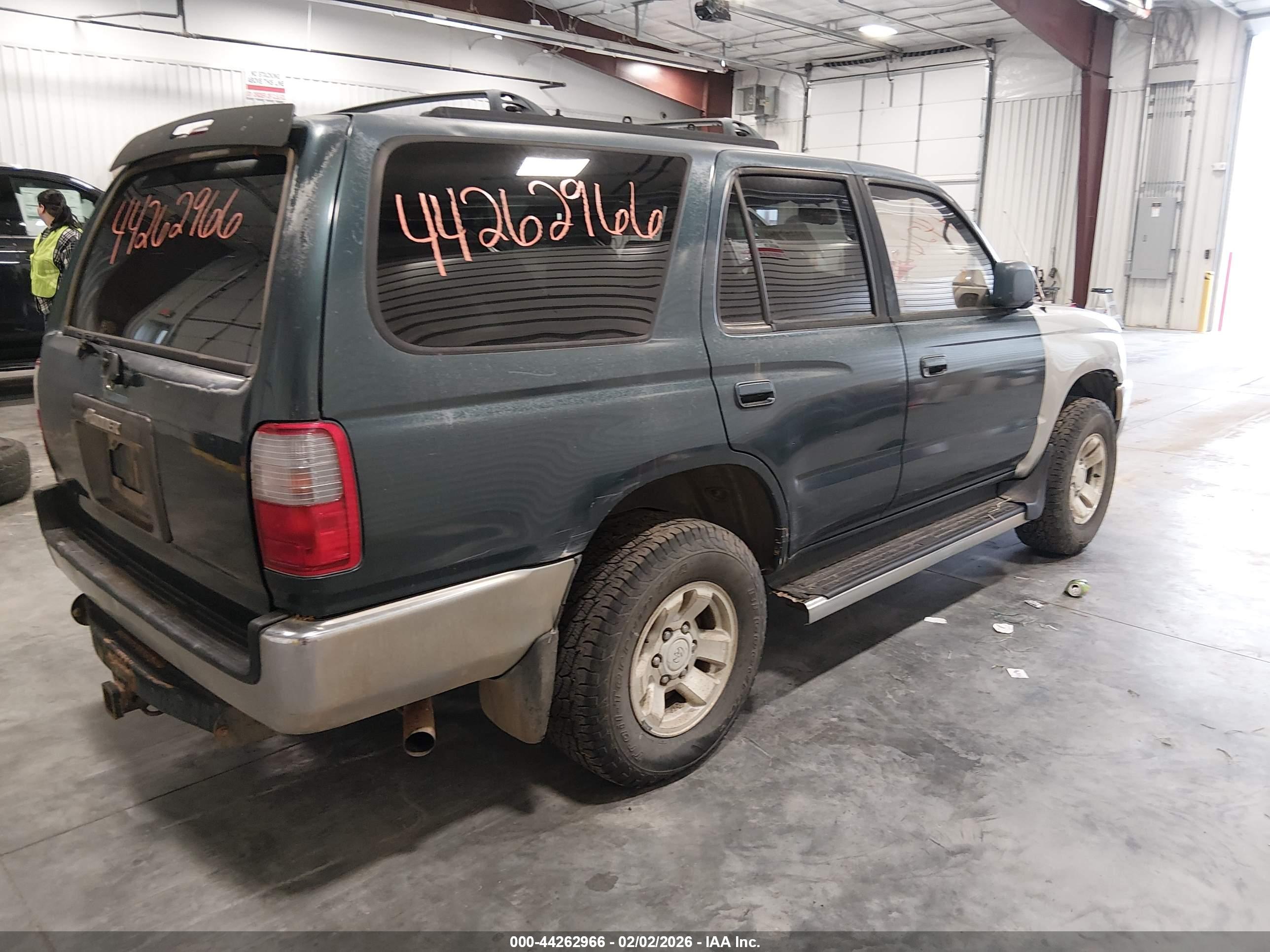 TOYOTA 4RUNNER image 4