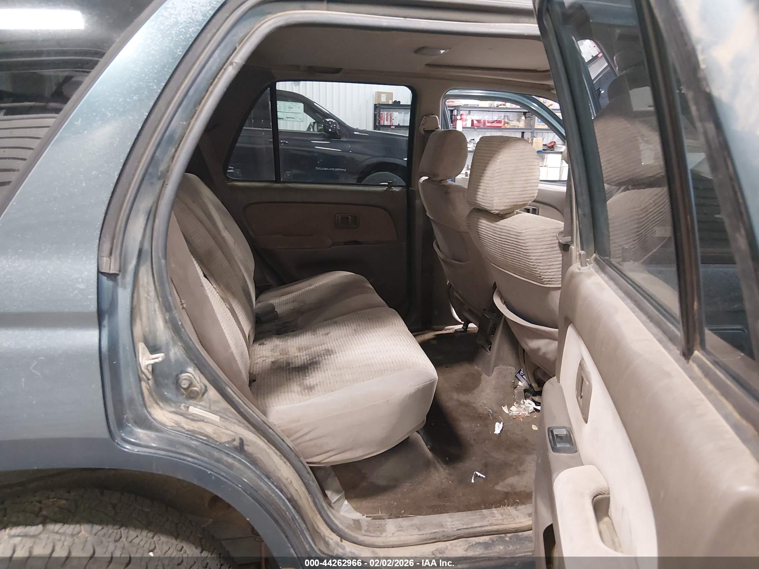 TOYOTA 4RUNNER image 8