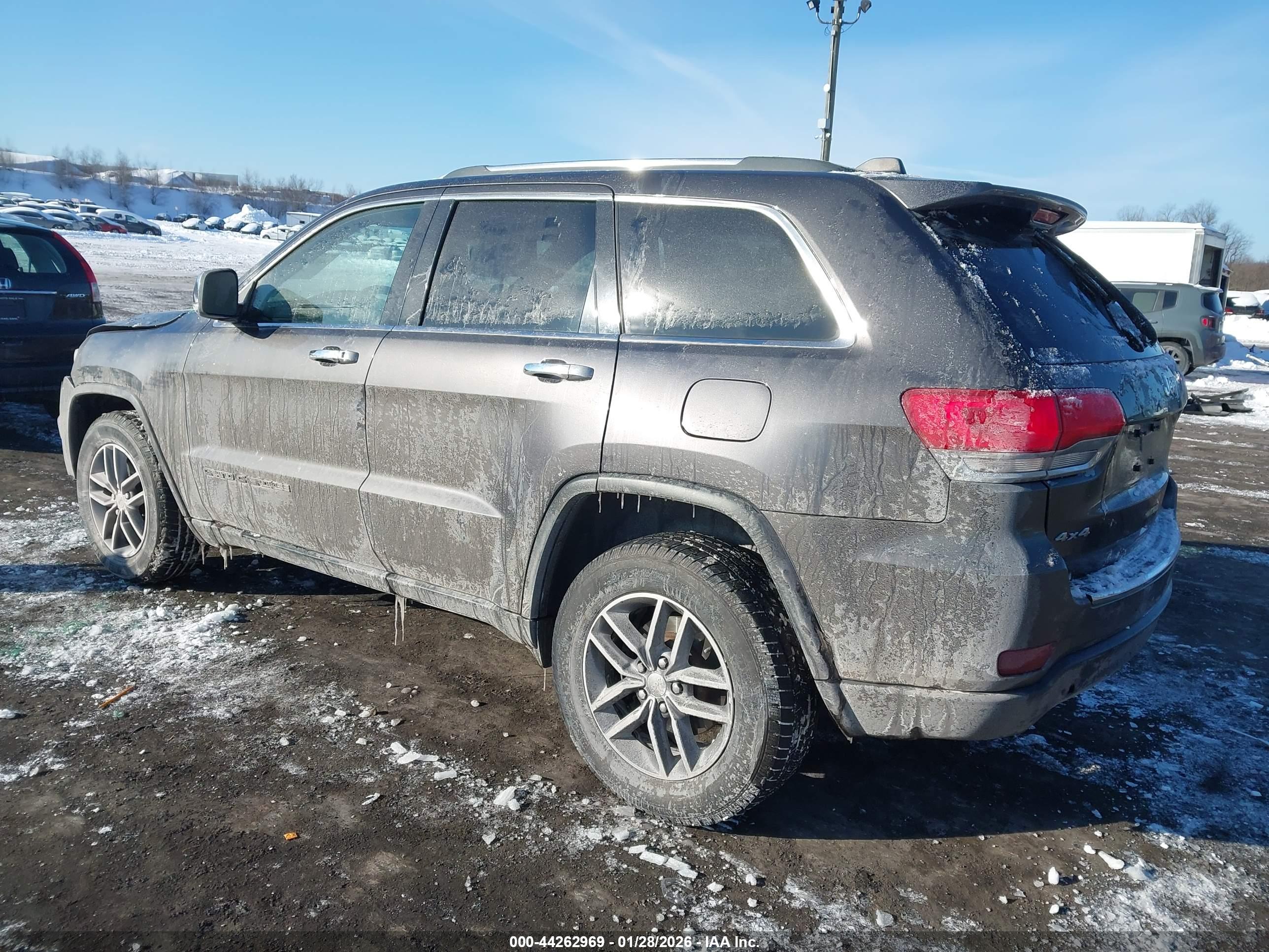 JEEP GRAND image 3
