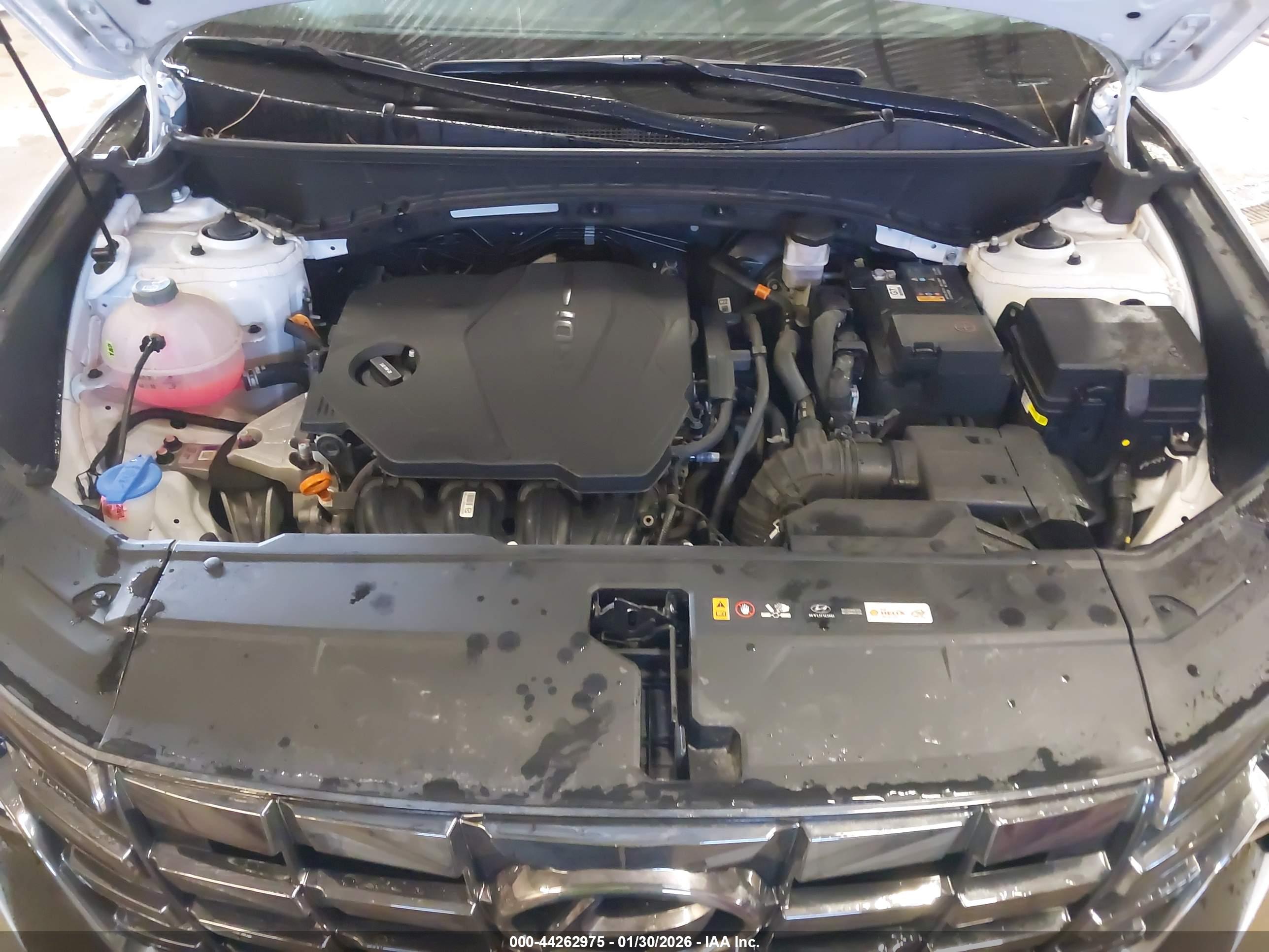 HYUNDAI TUCSON image 10