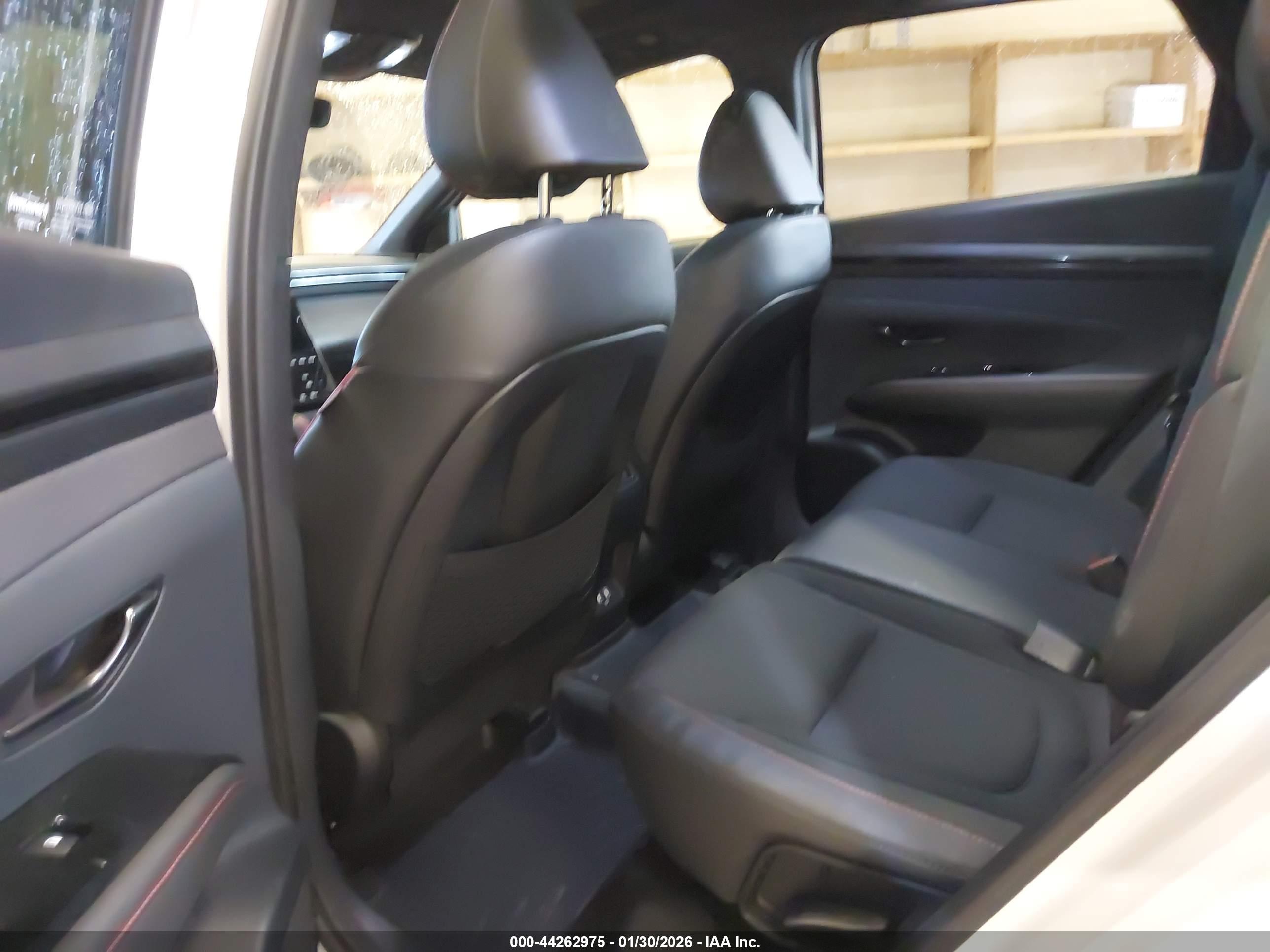 HYUNDAI TUCSON image 5