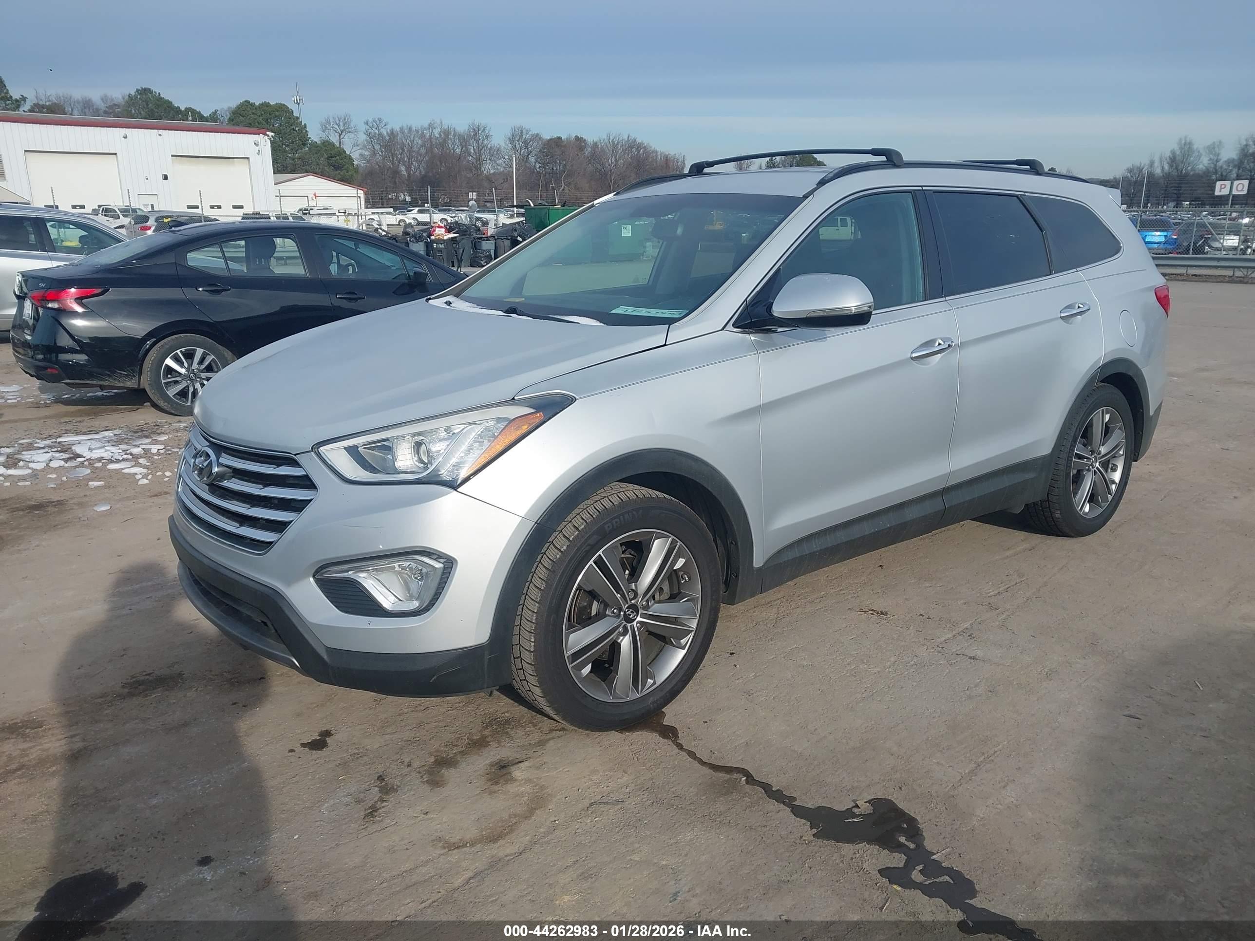 HYUNDAI SANTA image 2