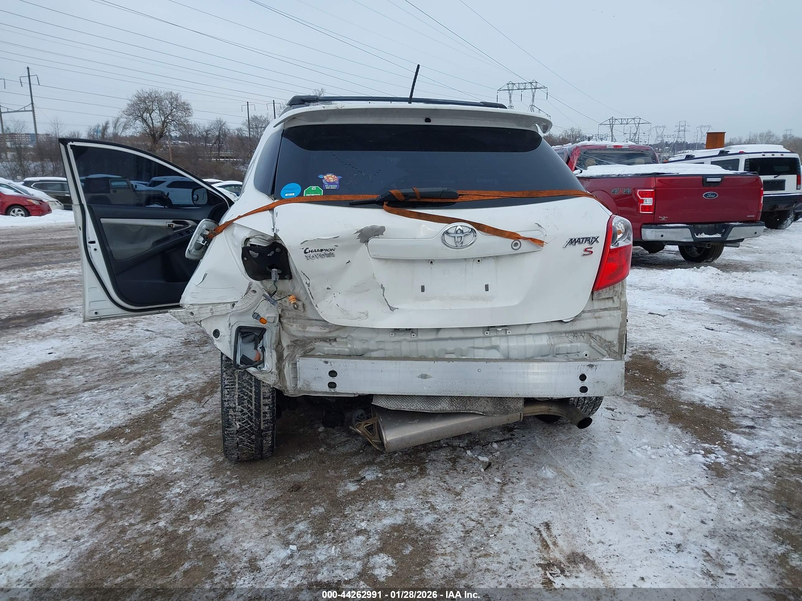 TOYOTA MATRIX image 6