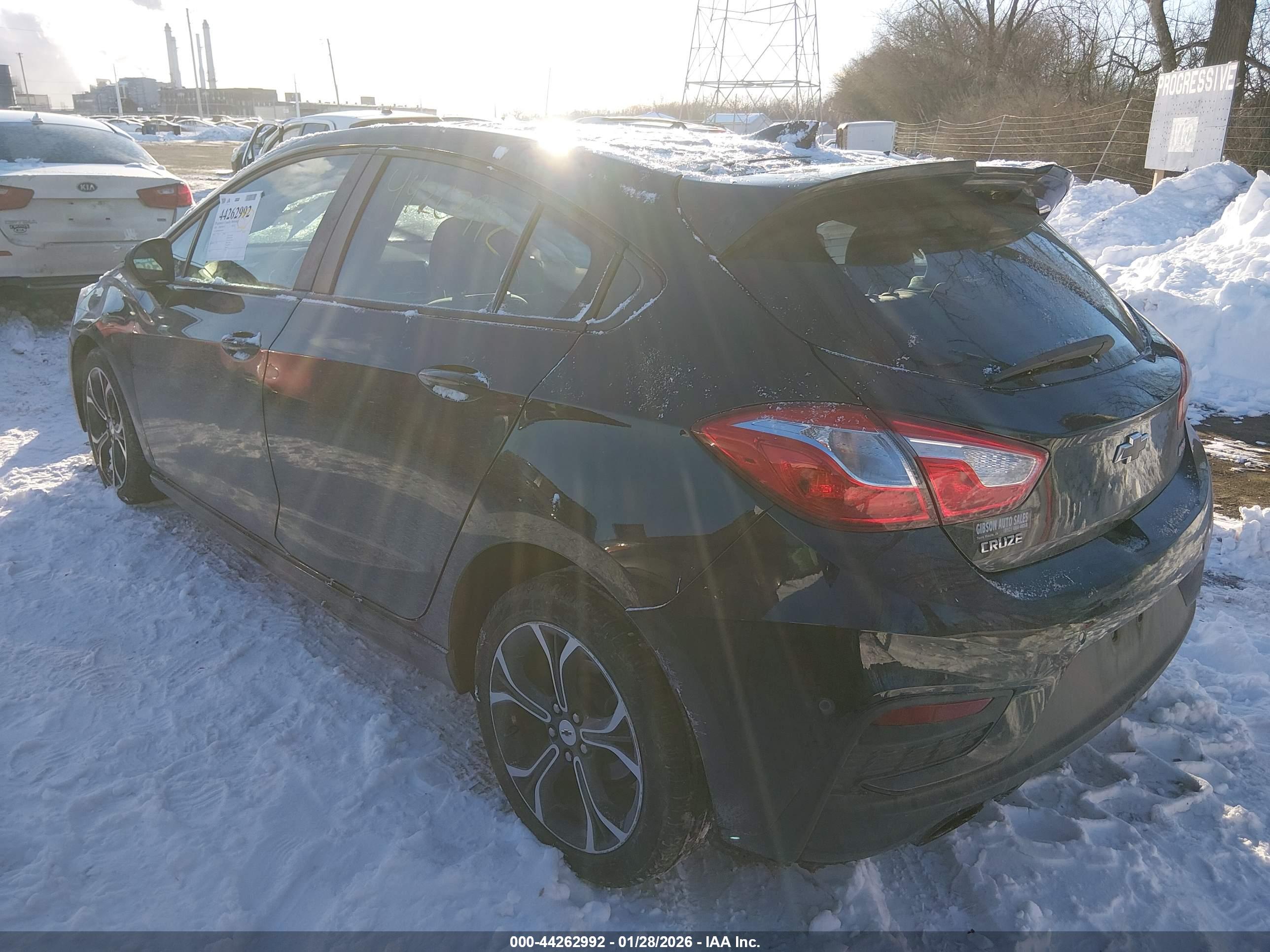 CHEVROLET CRUZE image 3