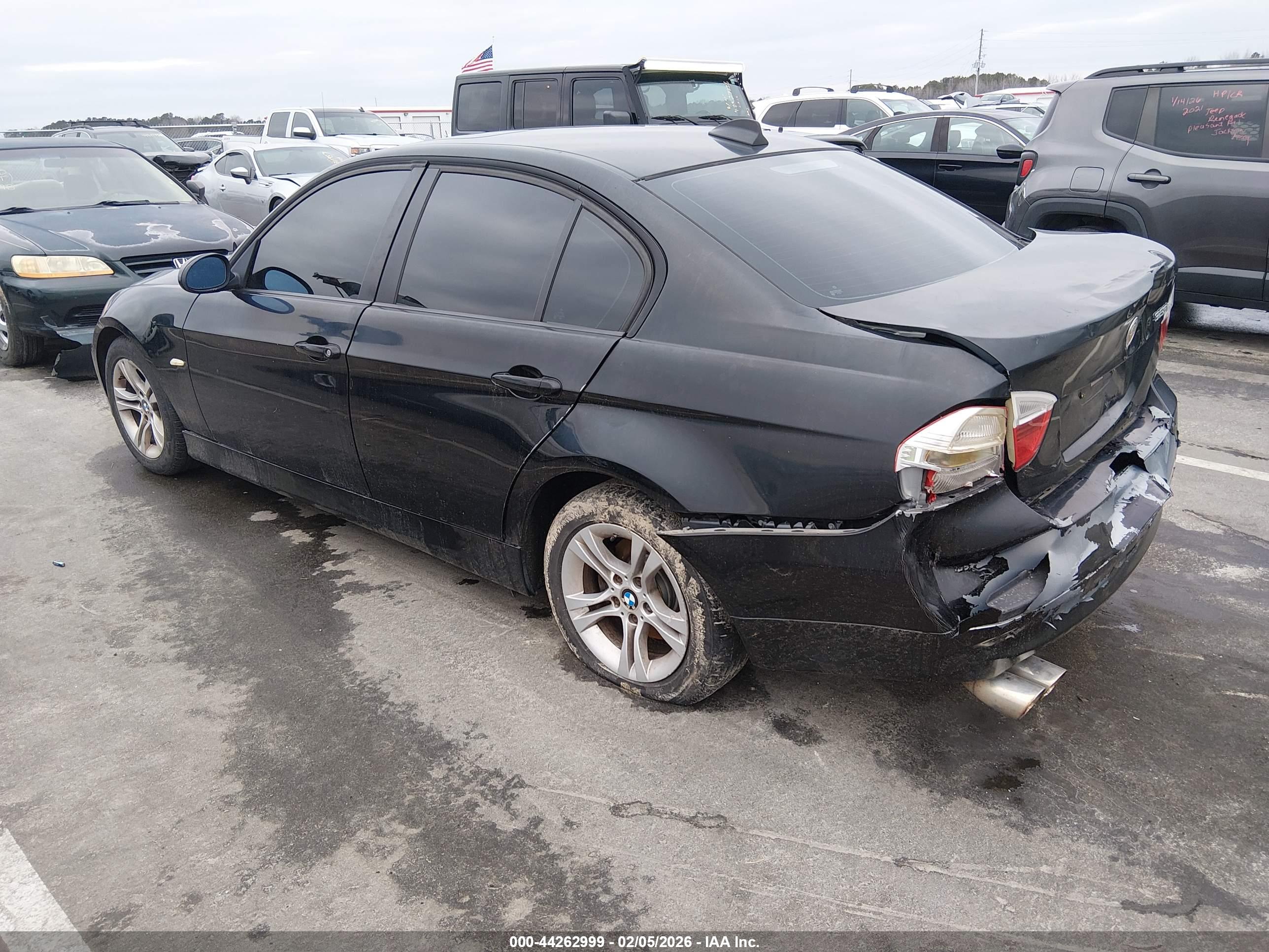 BMW 328I image 3