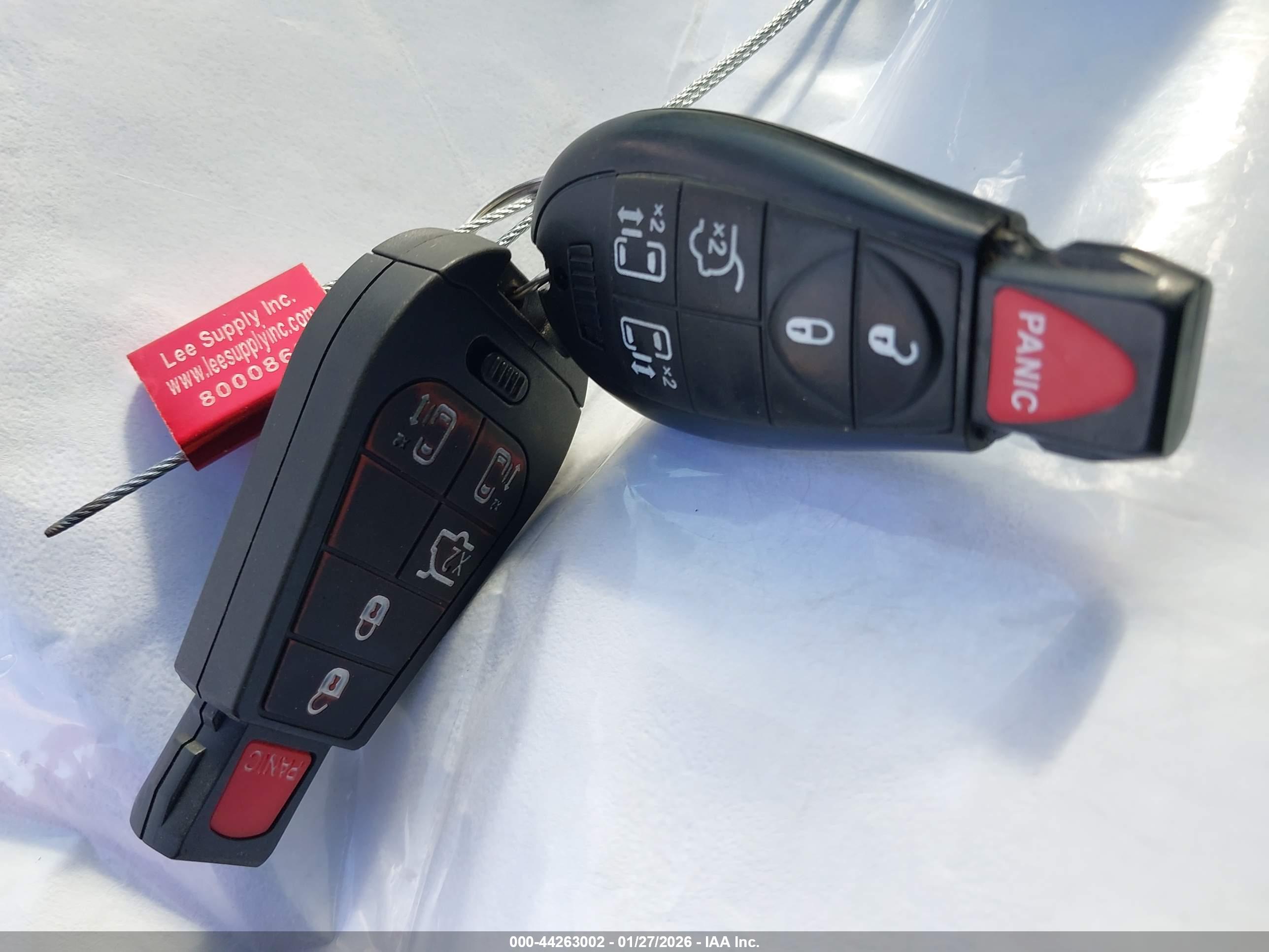 CHRYSLER TOWN image 11