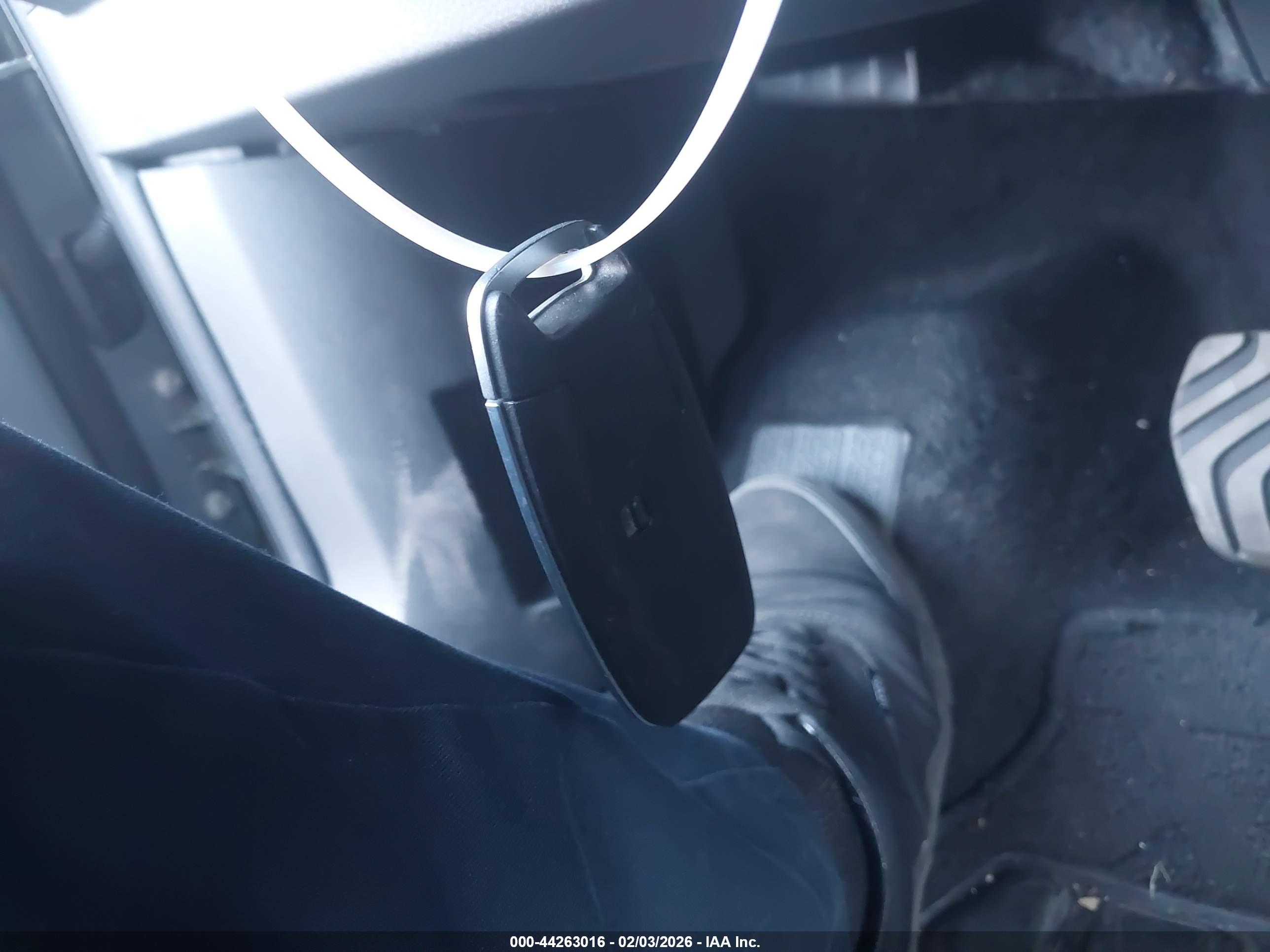 NISSAN ARIYA image 11