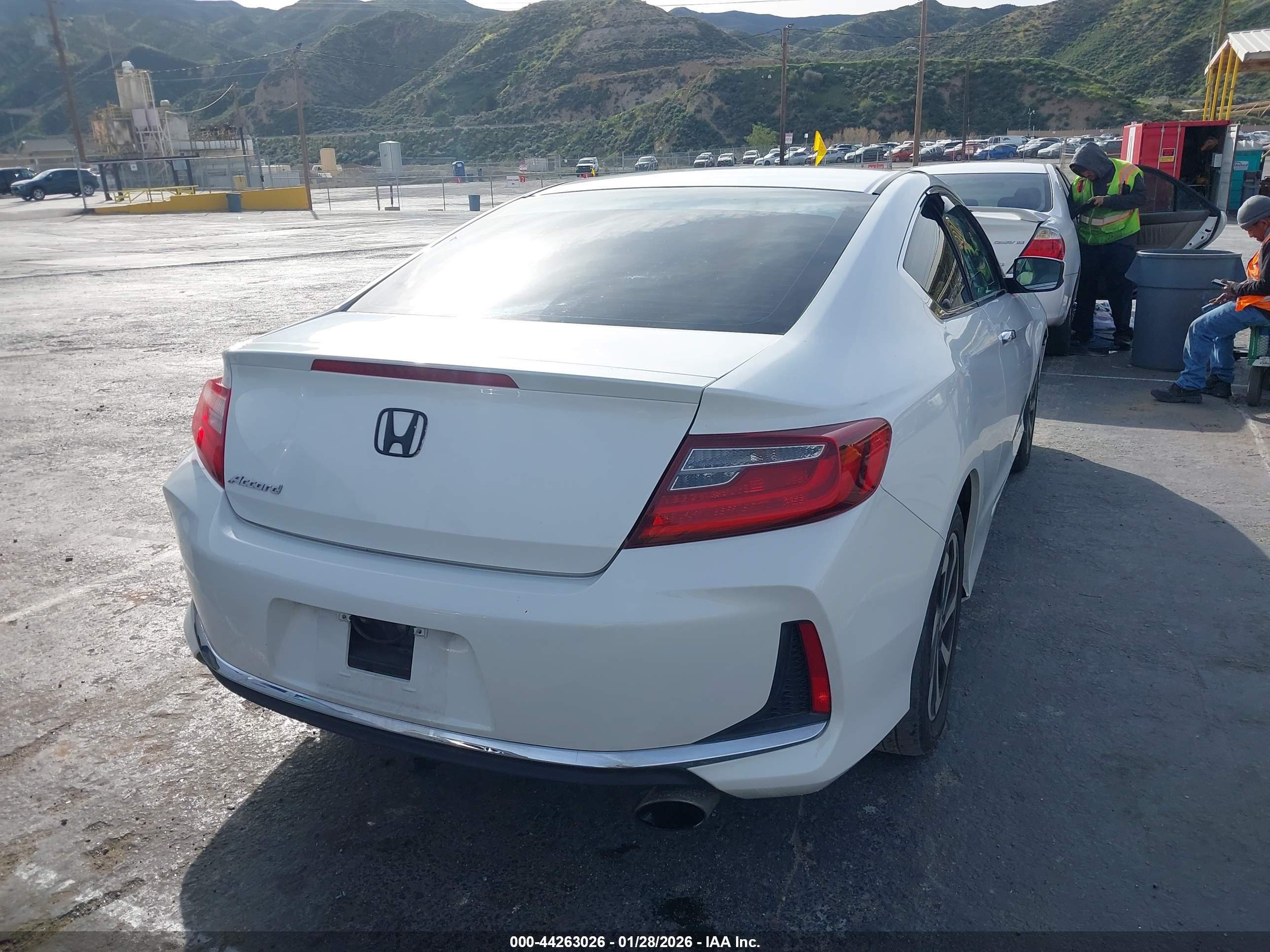 HONDA ACCORD image 4