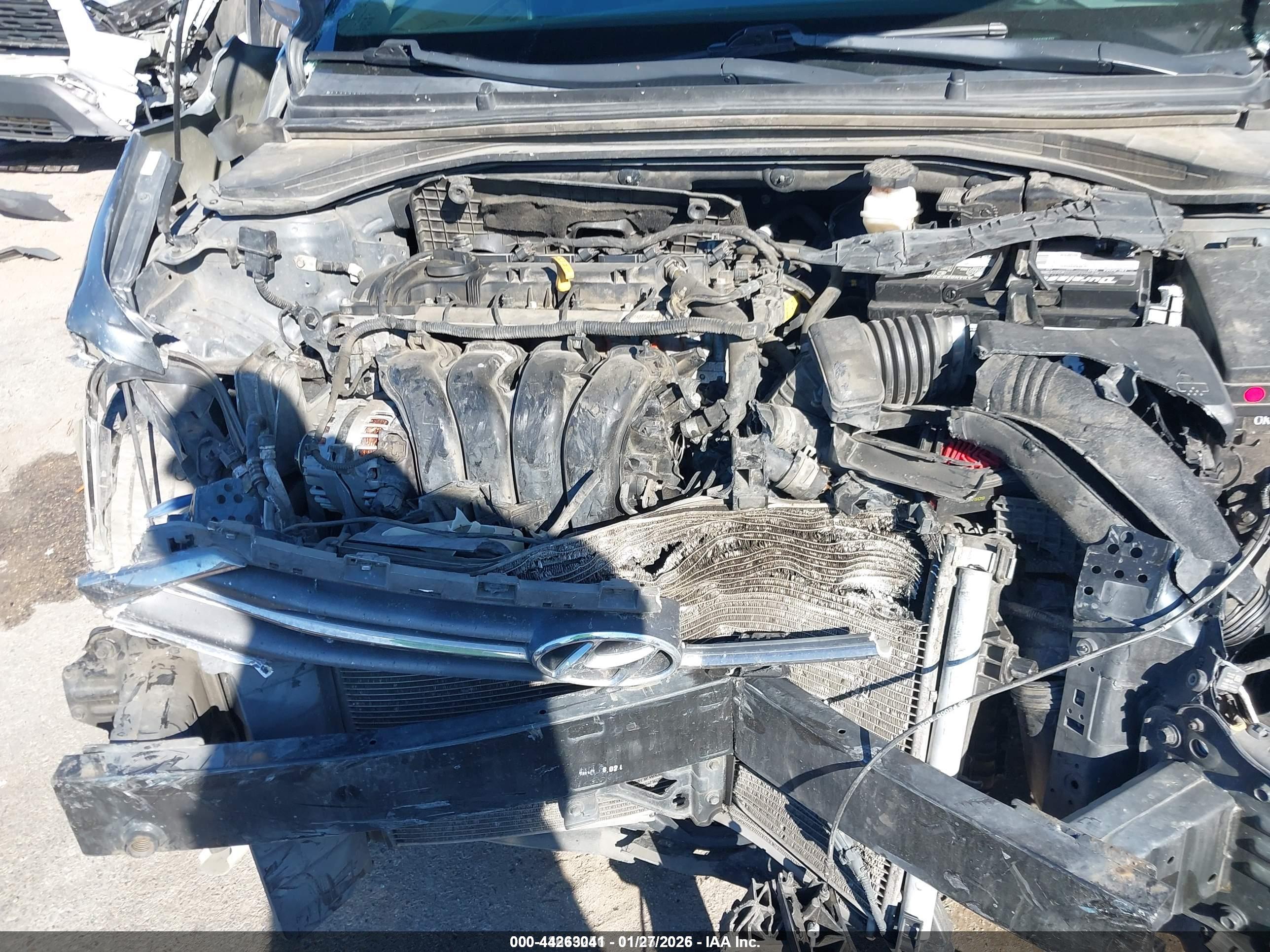 HYUNDAI ELANTRA image 10