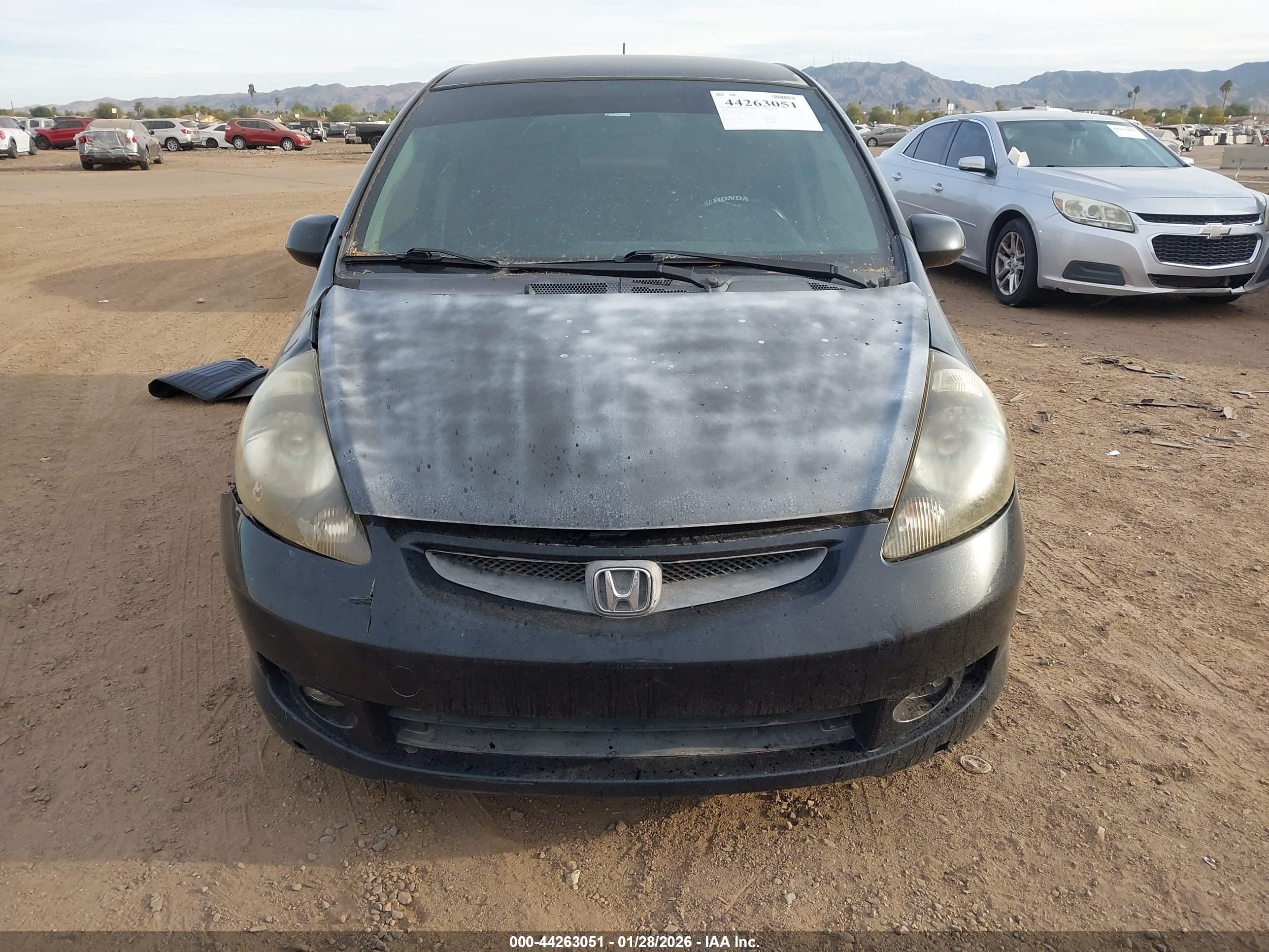 HONDA FIT image 6