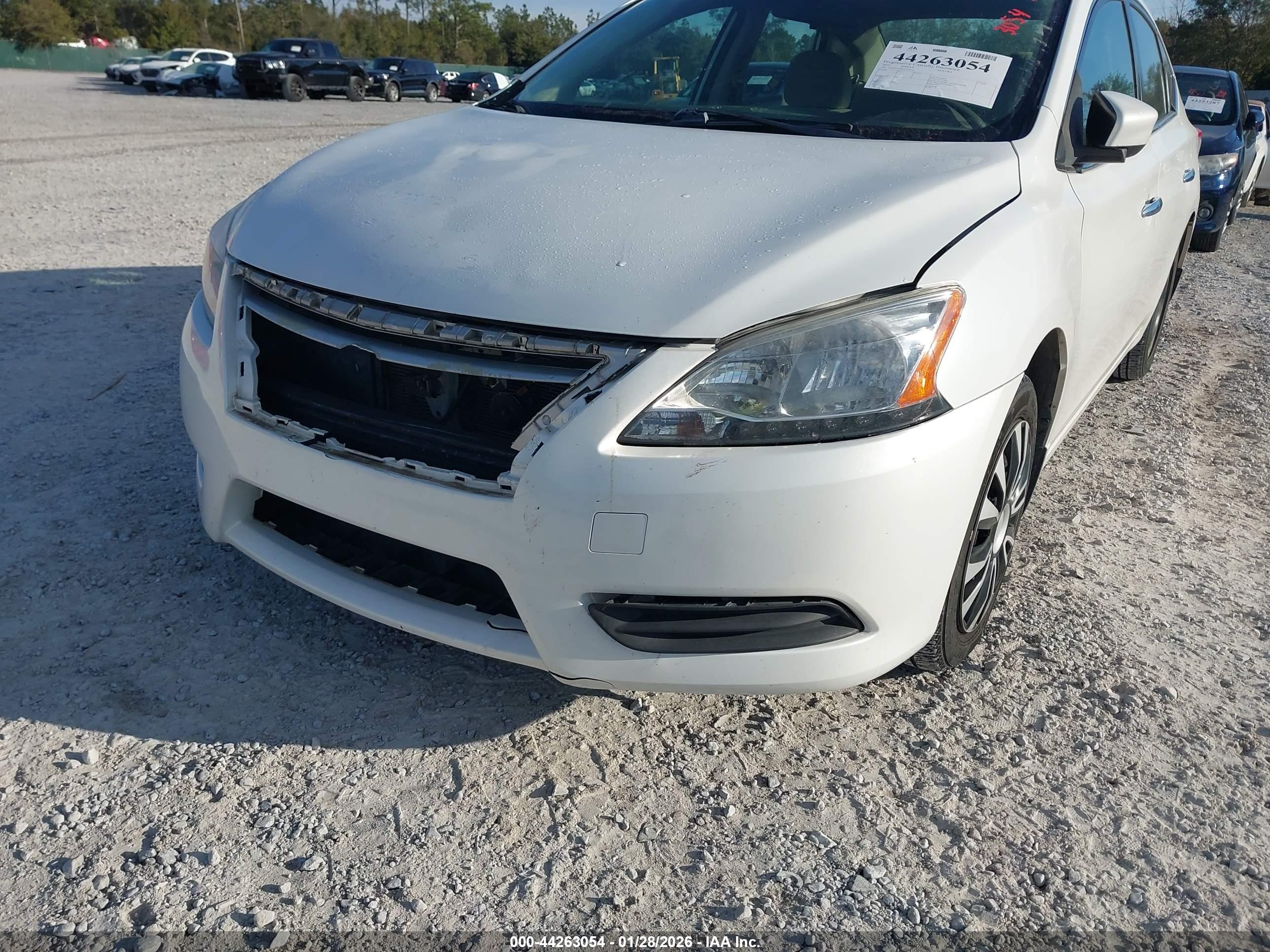 NISSAN SENTRA image 6