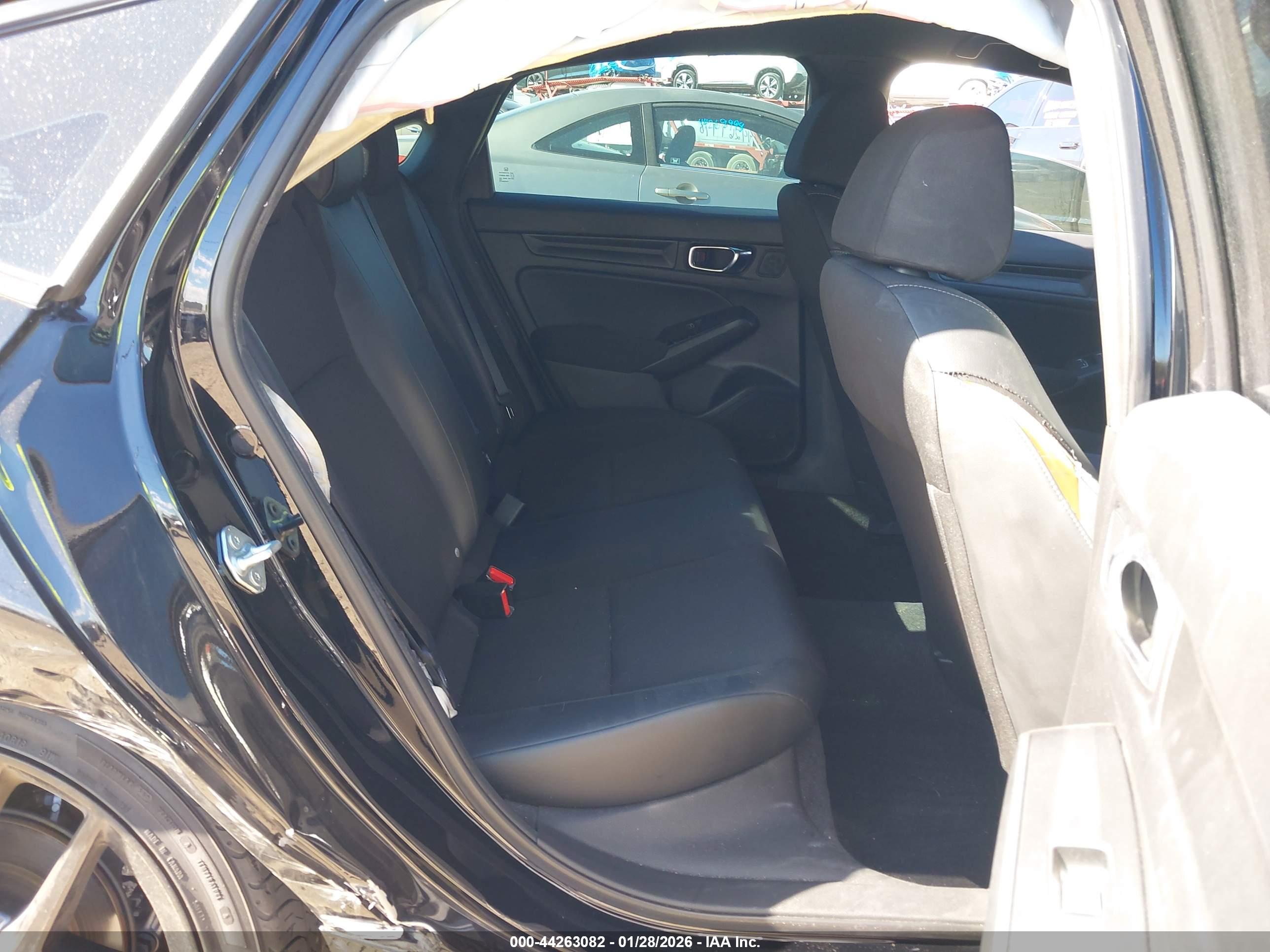 HONDA CIVIC image 8