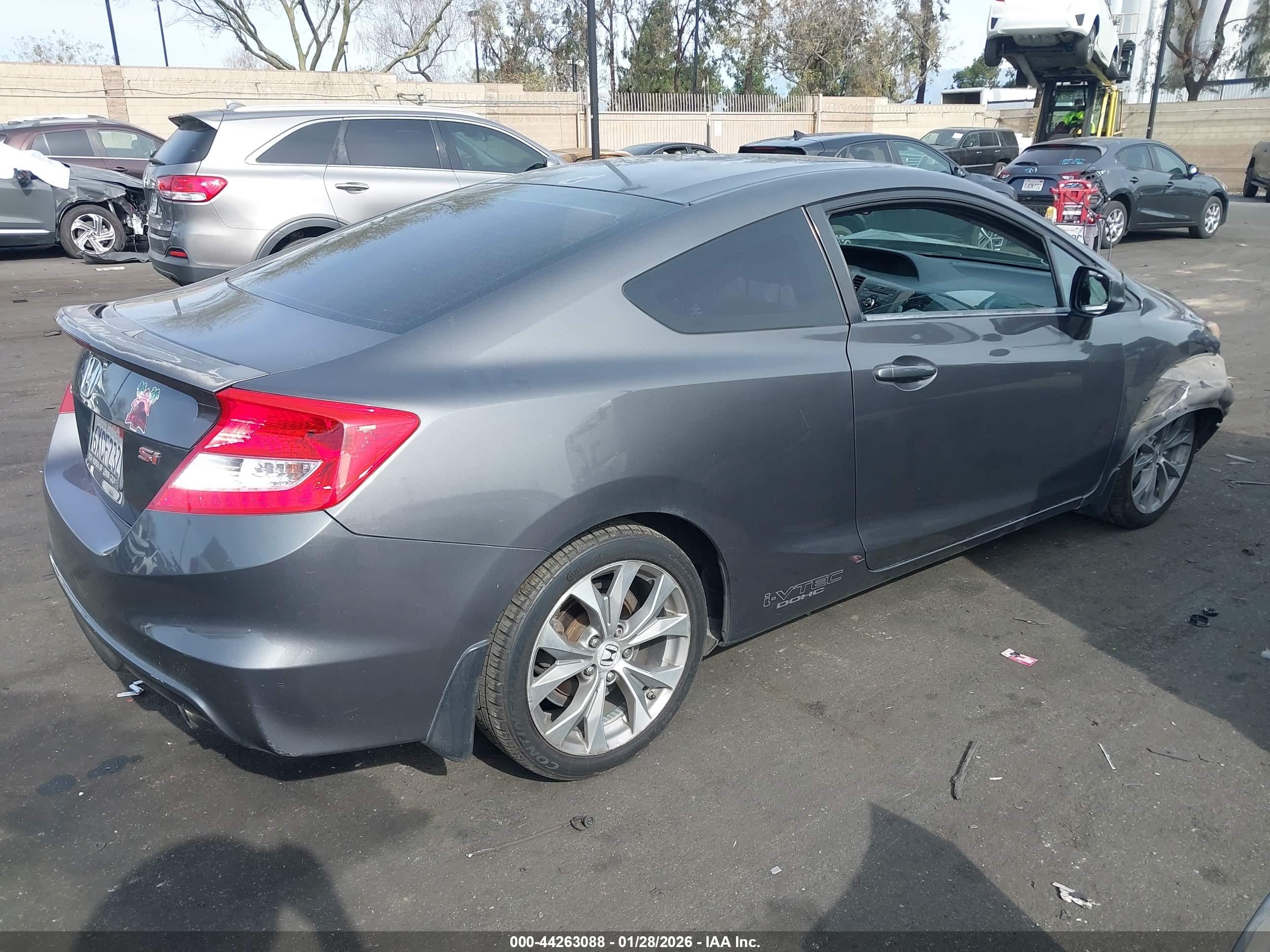 HONDA CIVIC image 4
