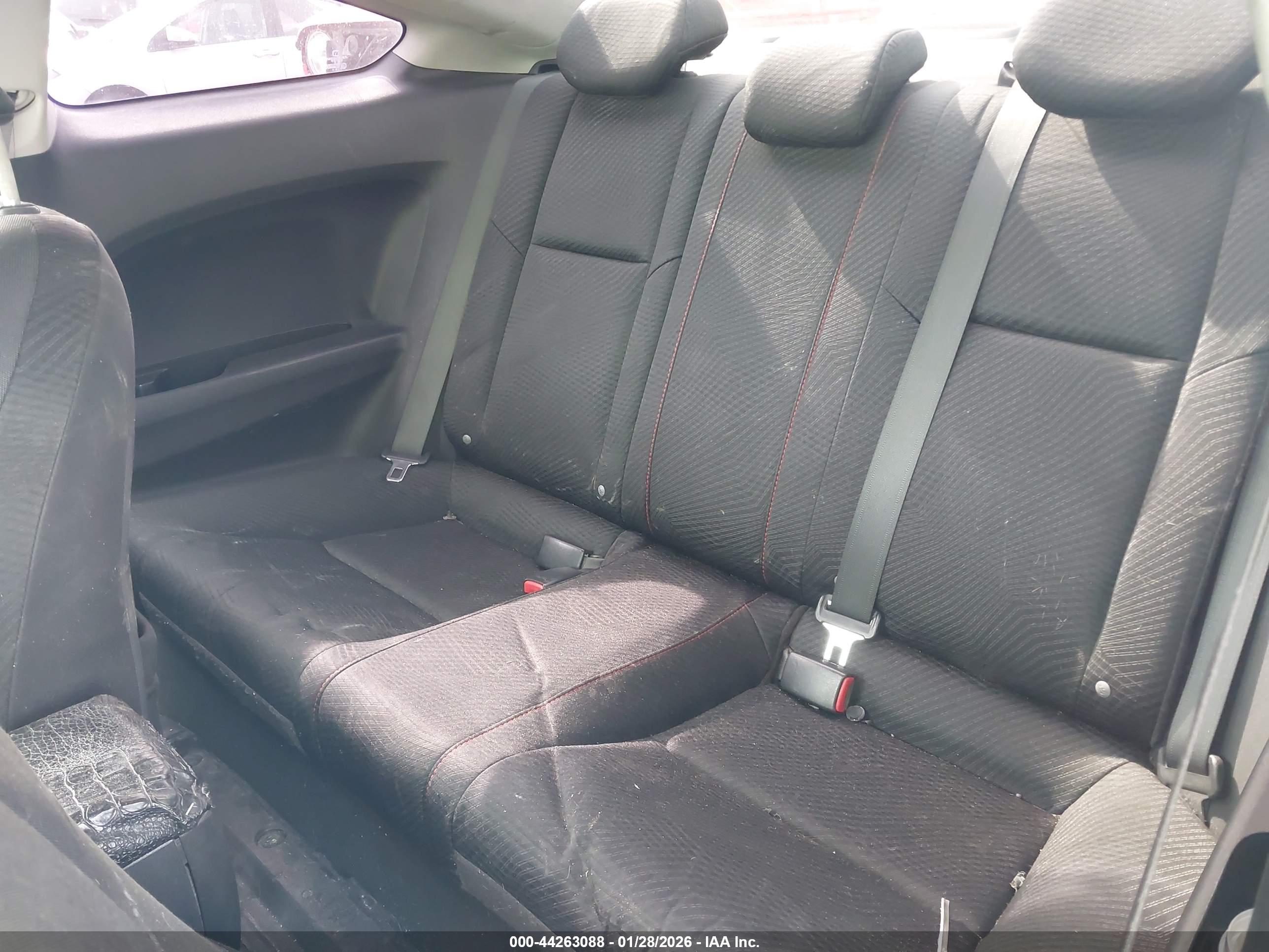 HONDA CIVIC image 8