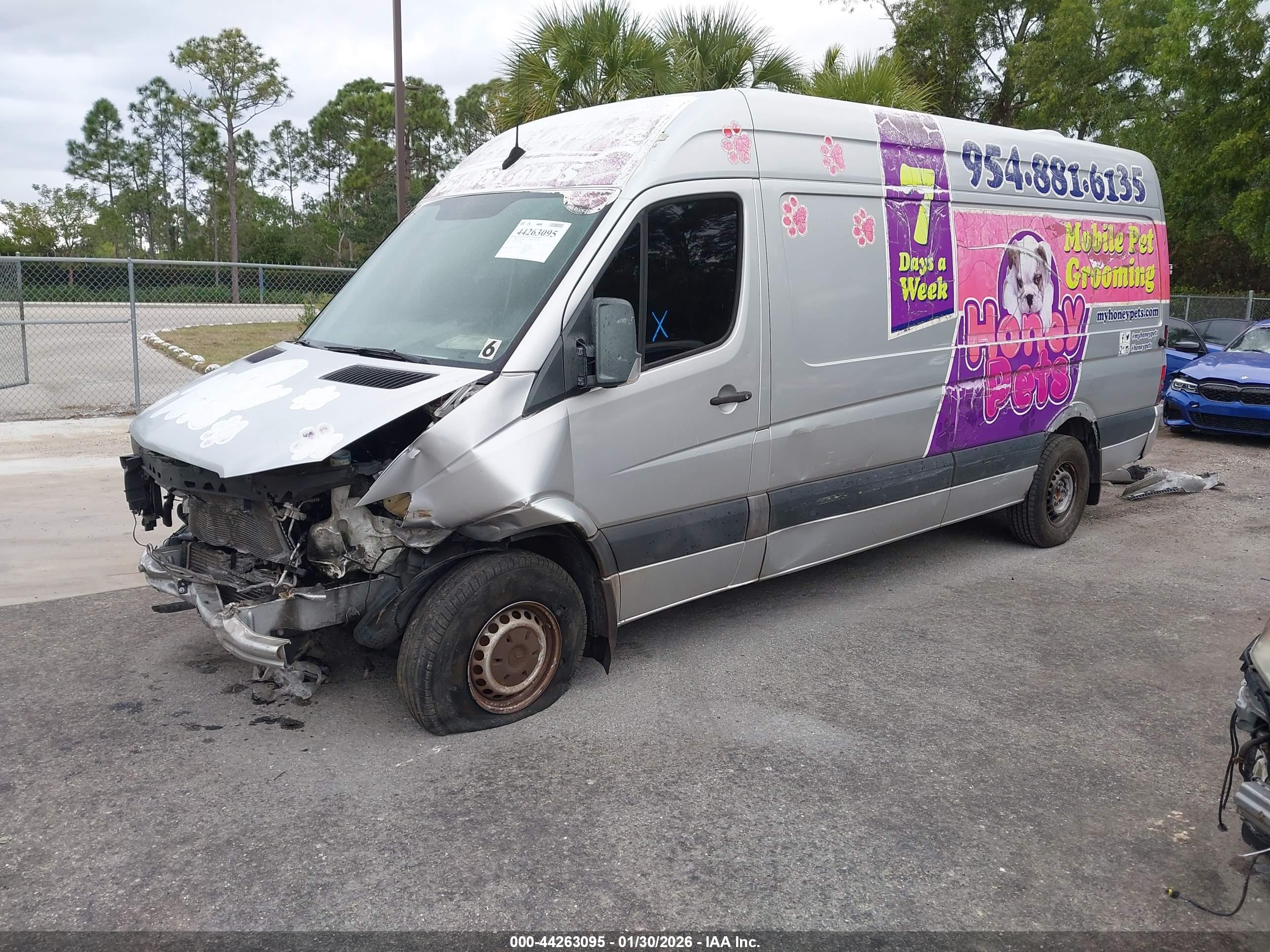 MERCEDES-BENZ SPRINTER image 2
