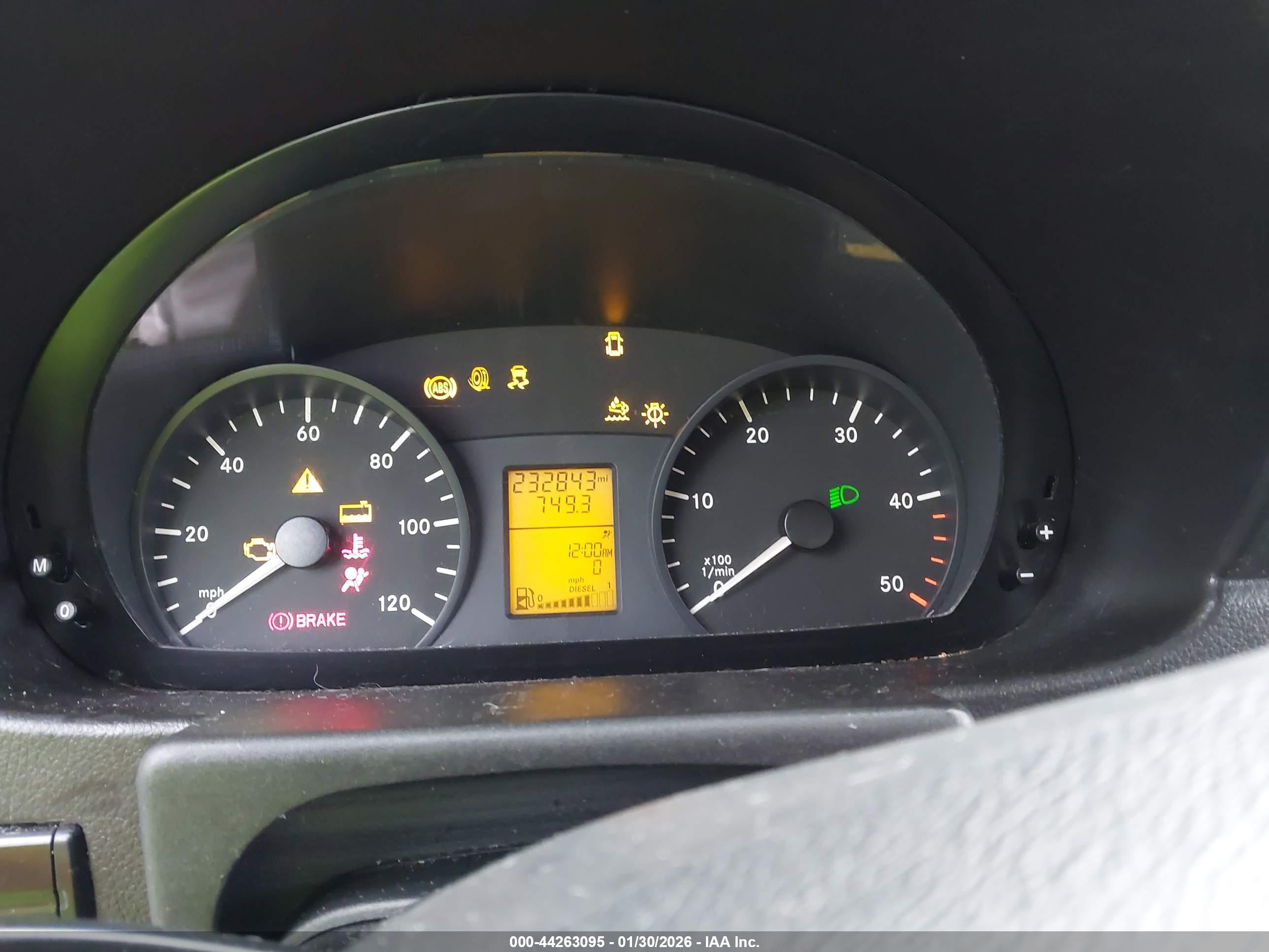 MERCEDES-BENZ SPRINTER image 7