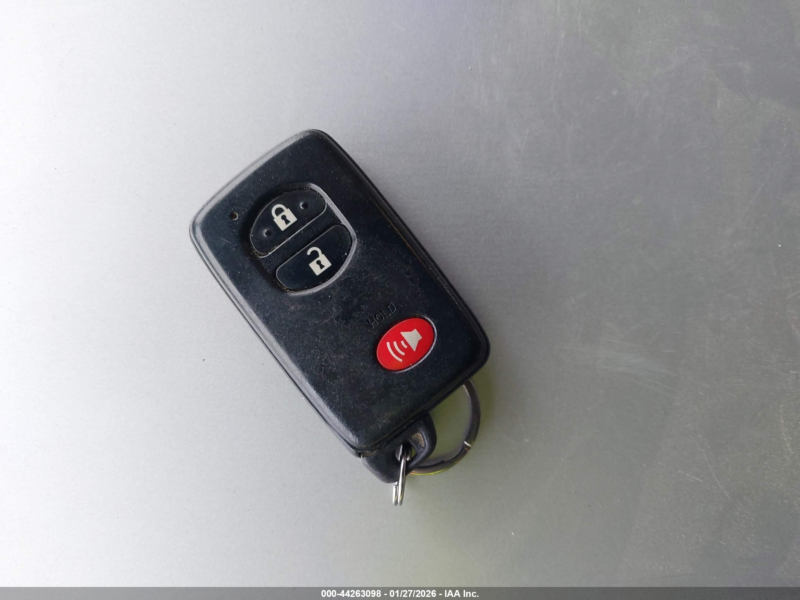 TOYOTA PRIUS image 11