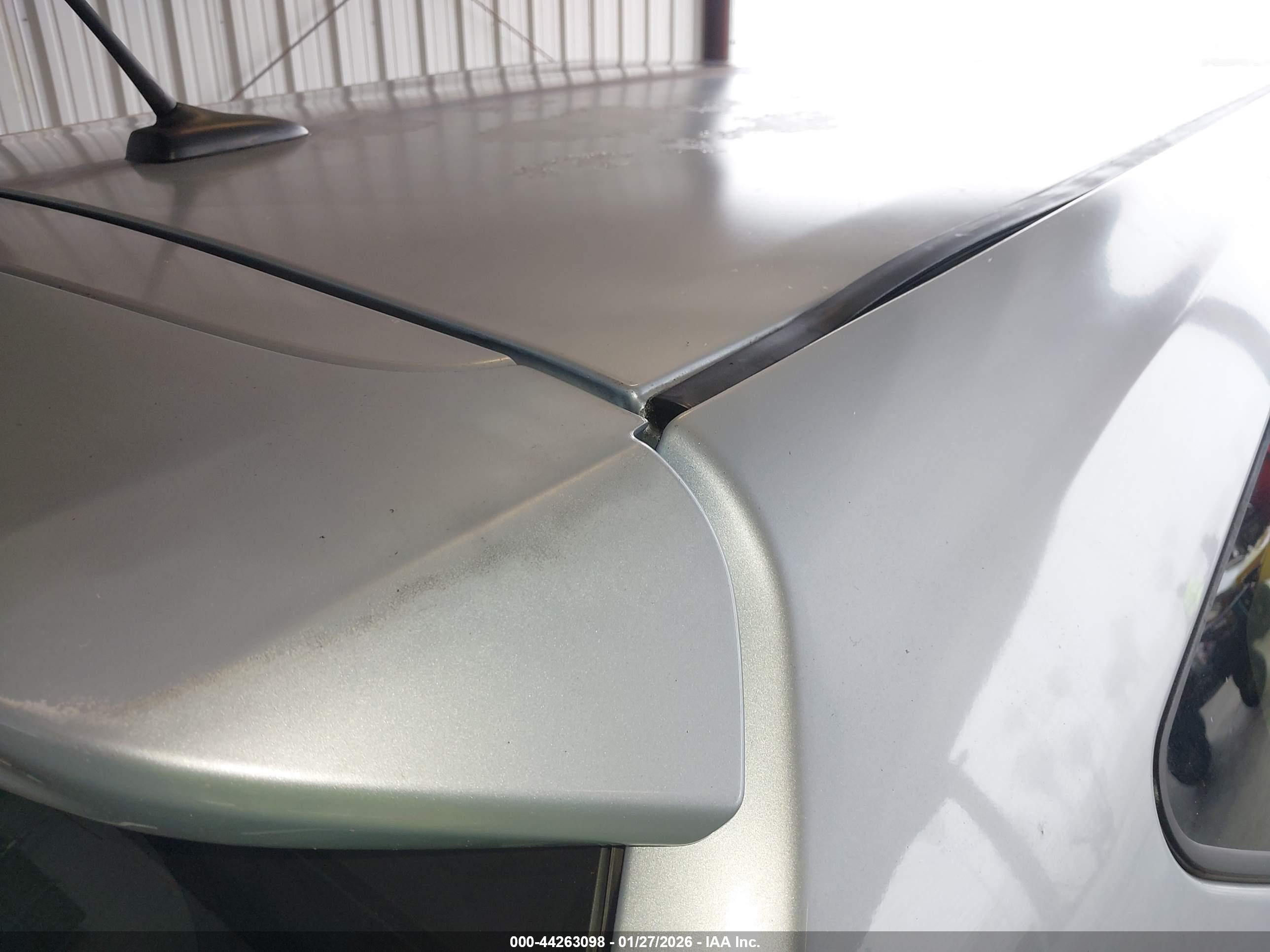 TOYOTA PRIUS image 6
