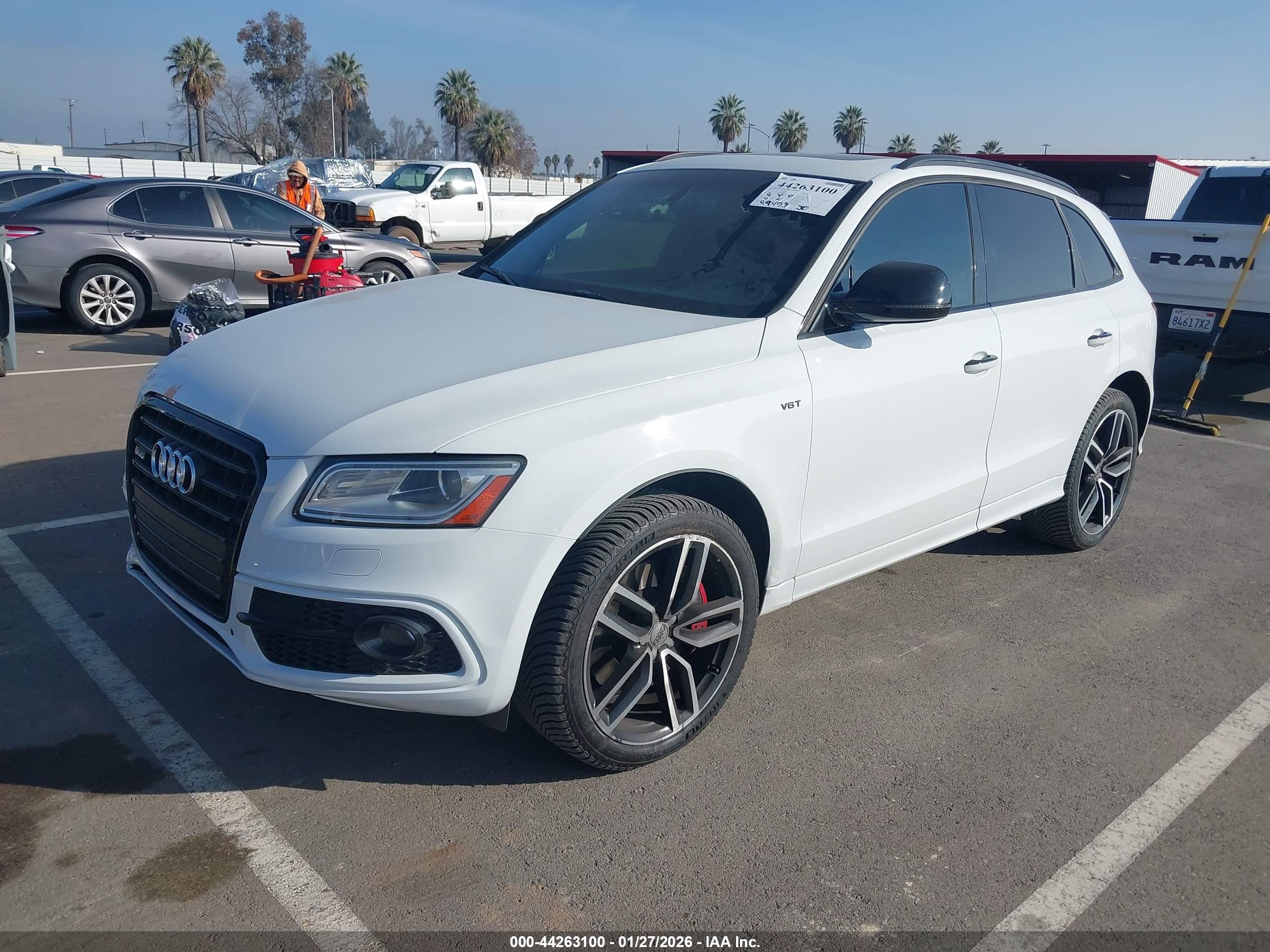 AUDI SQ5 image 2