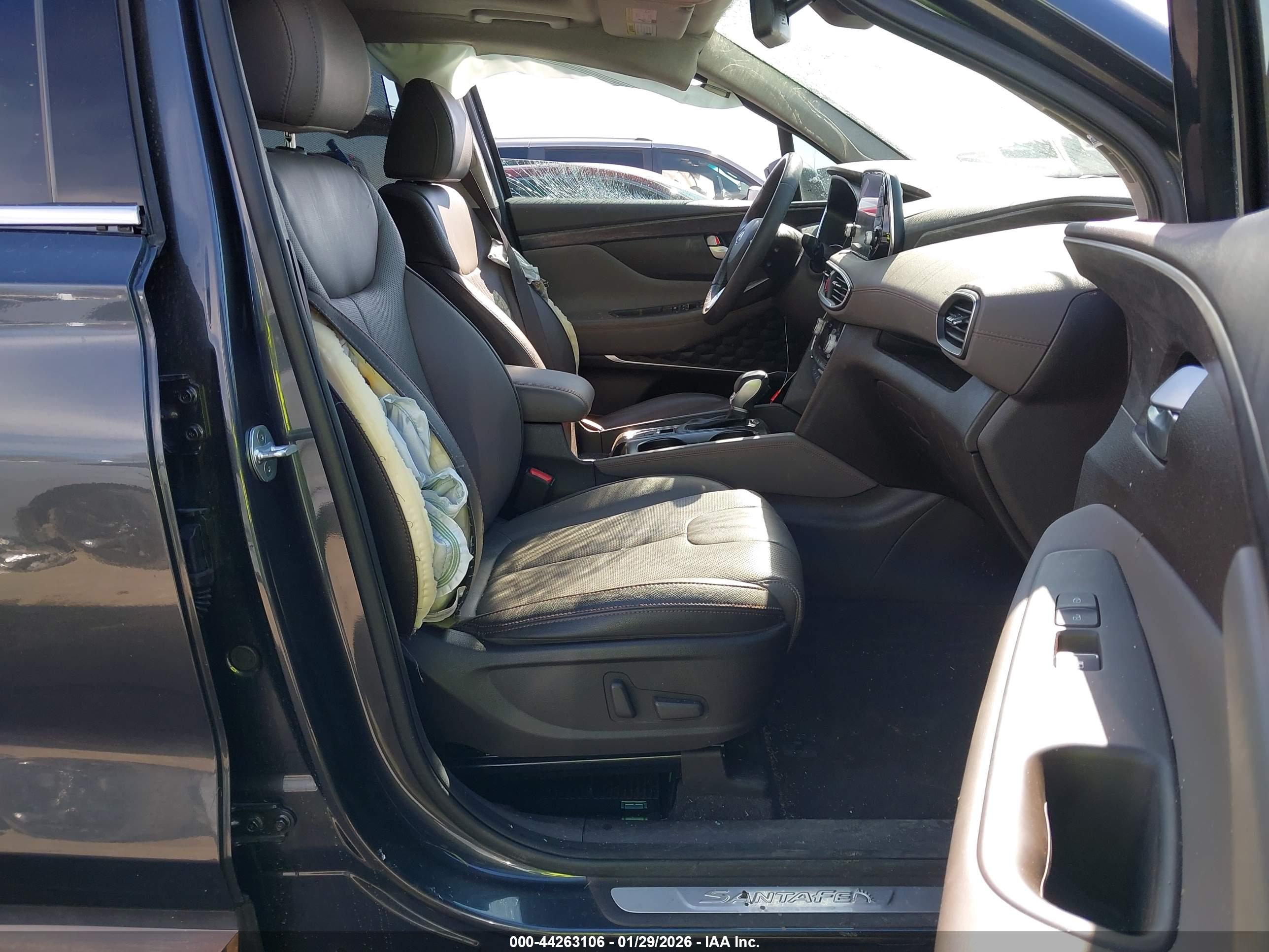 HYUNDAI SANTA image 5