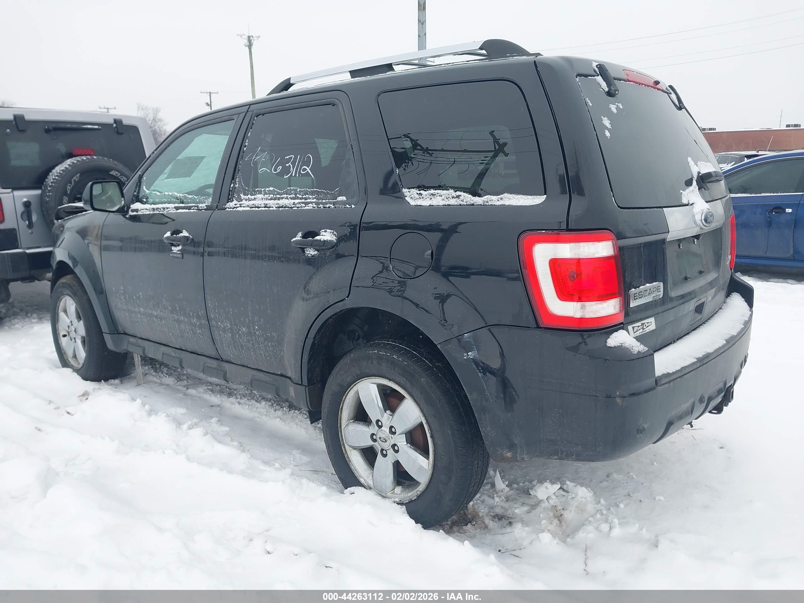 FORD ESCAPE image 3