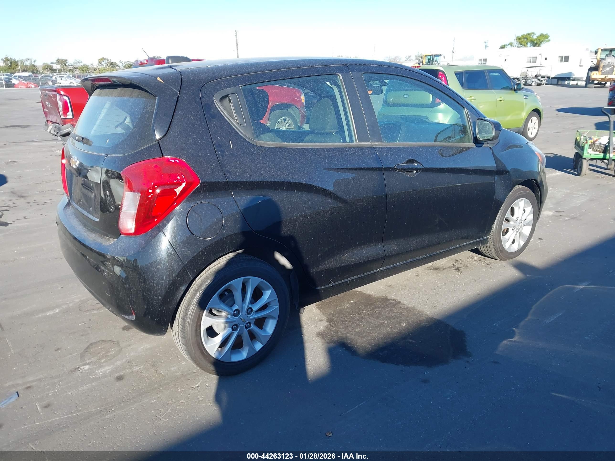 CHEVROLET SPARK image 4