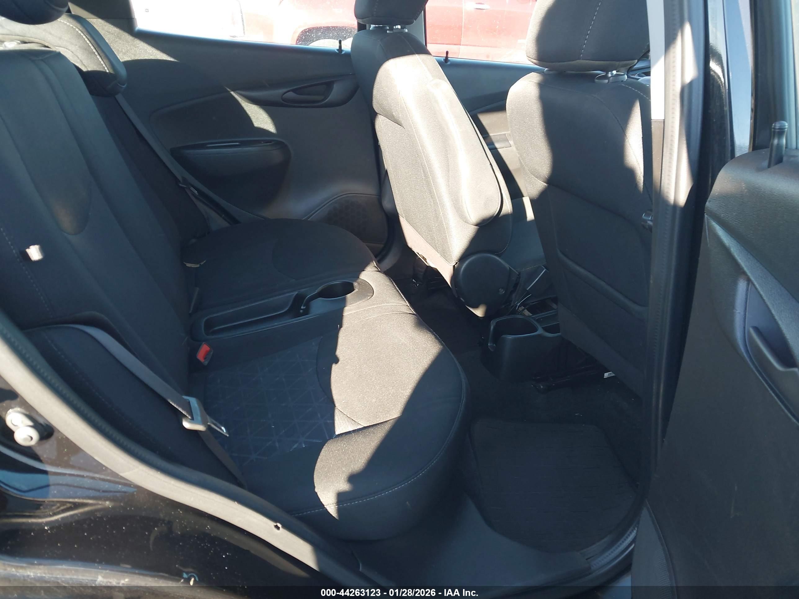 CHEVROLET SPARK image 8