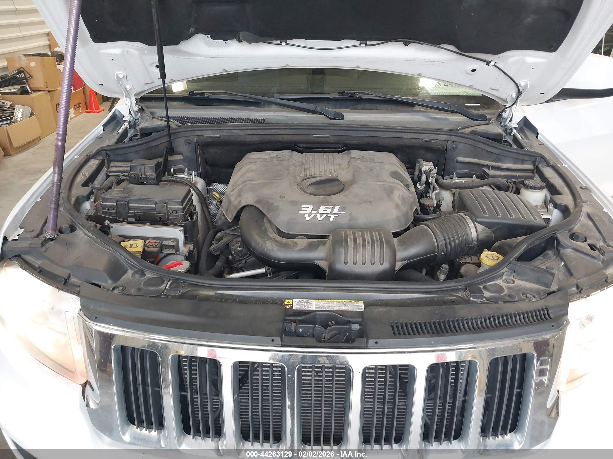 JEEP GRAND image 10