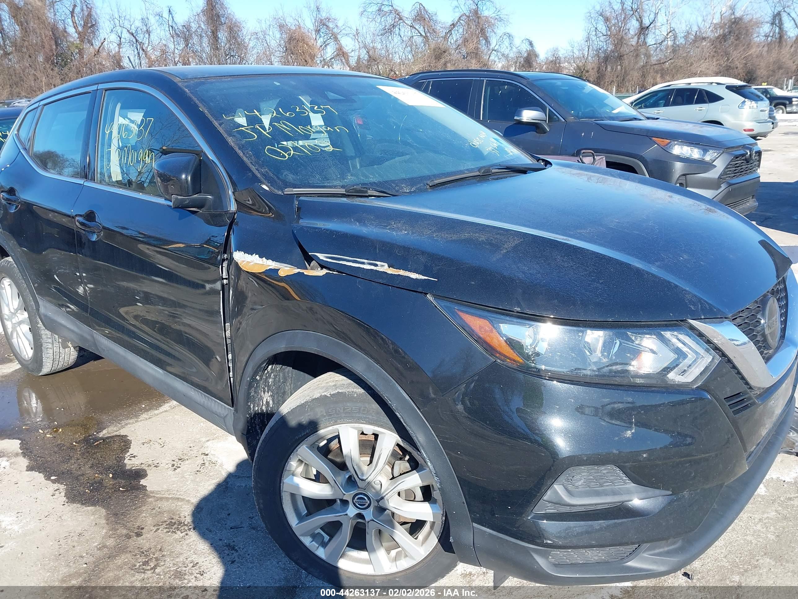 NISSAN ROGUE image 6