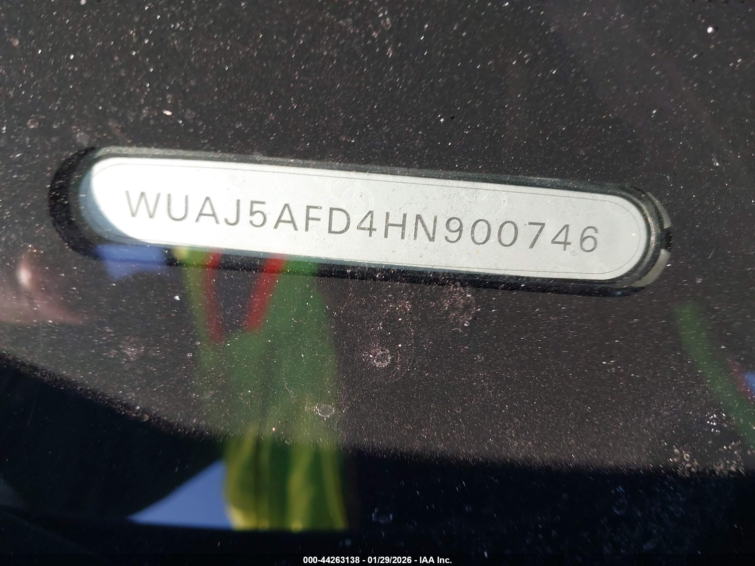 AUDI S8 image 9