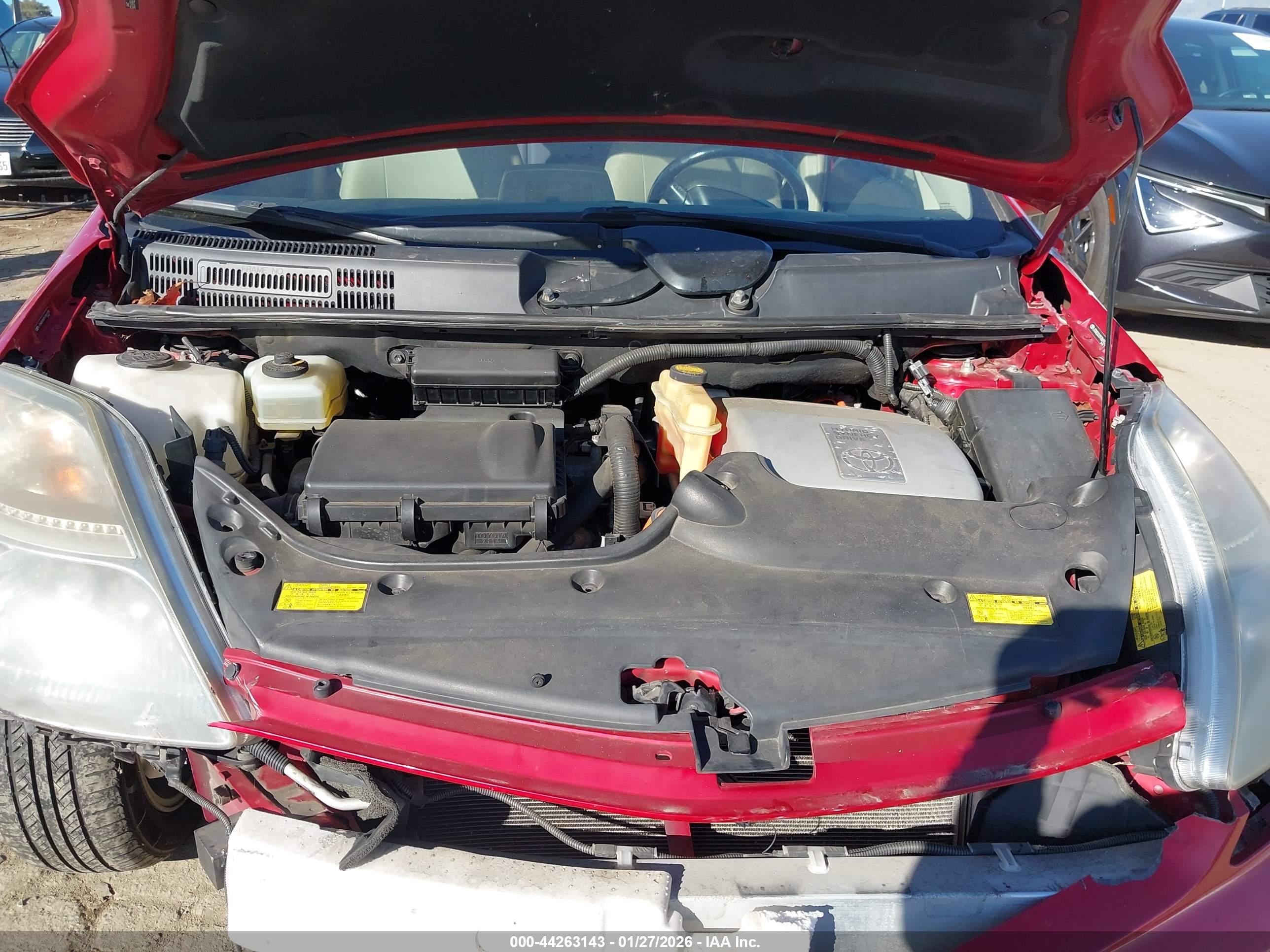TOYOTA PRIUS image 10
