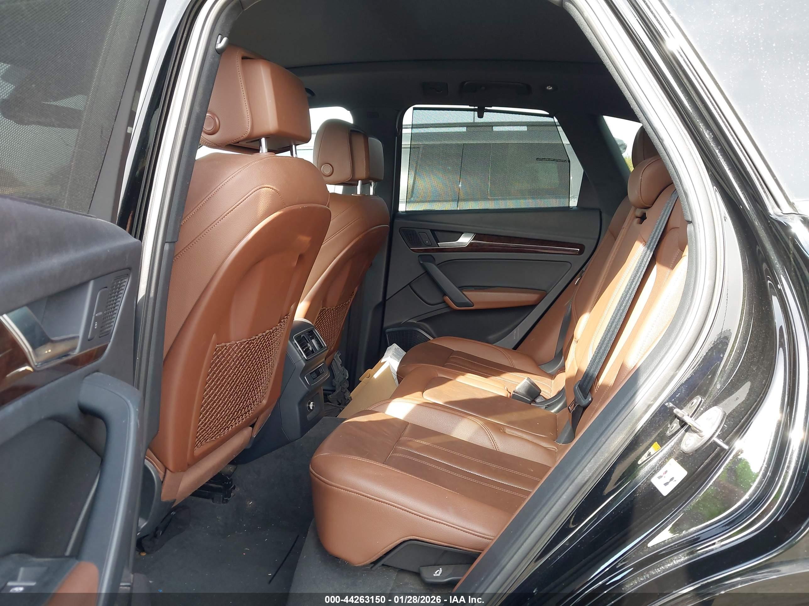 AUDI Q5 image 8
