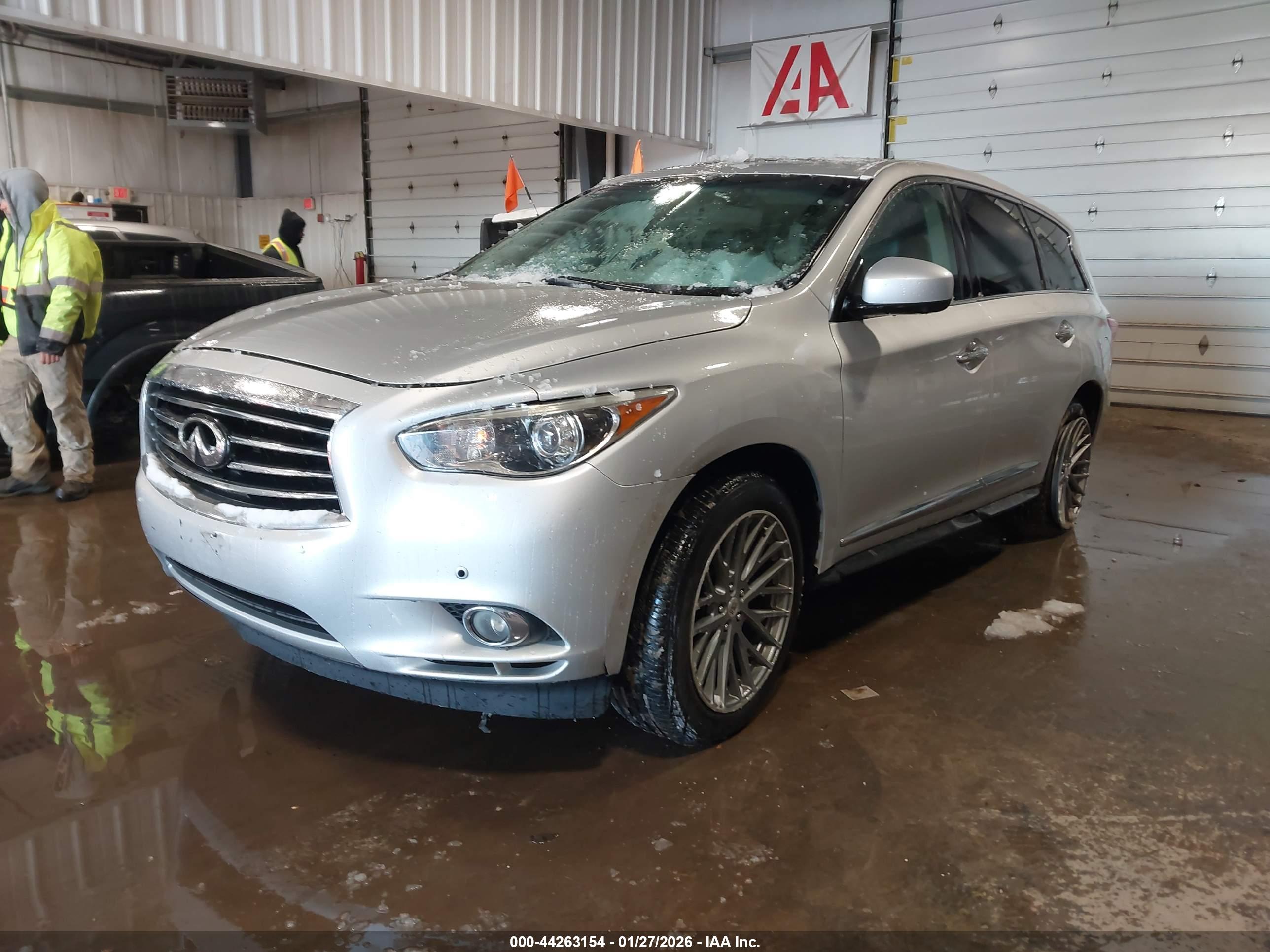 INFINITI JX35 image 2