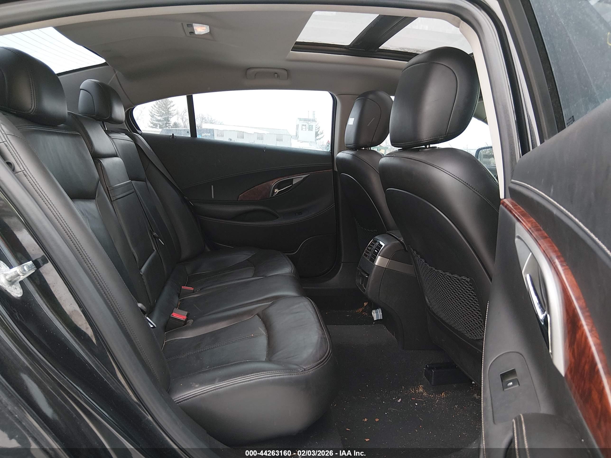 BUICK LACROSSE image 8