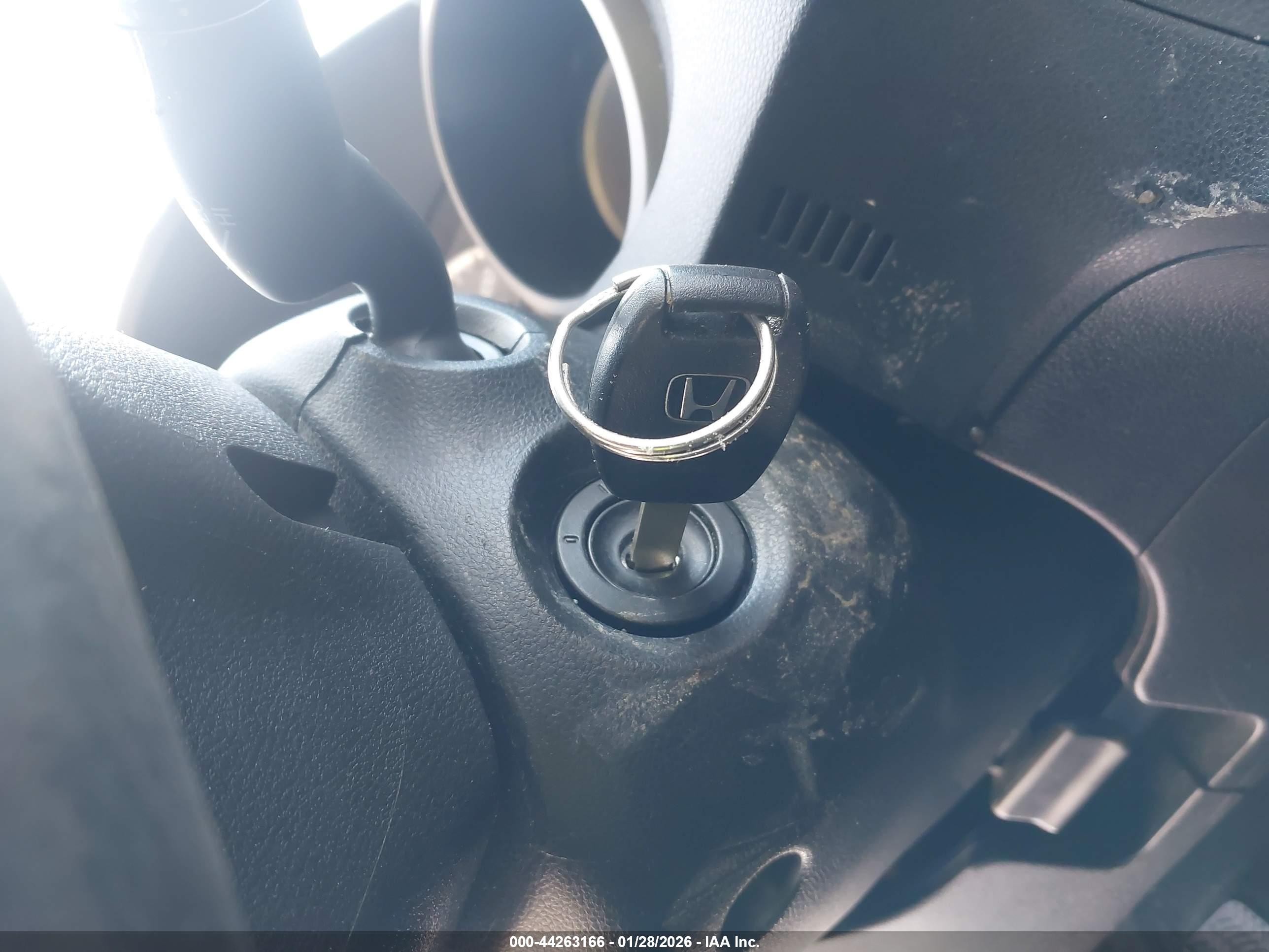 HONDA FIT image 11