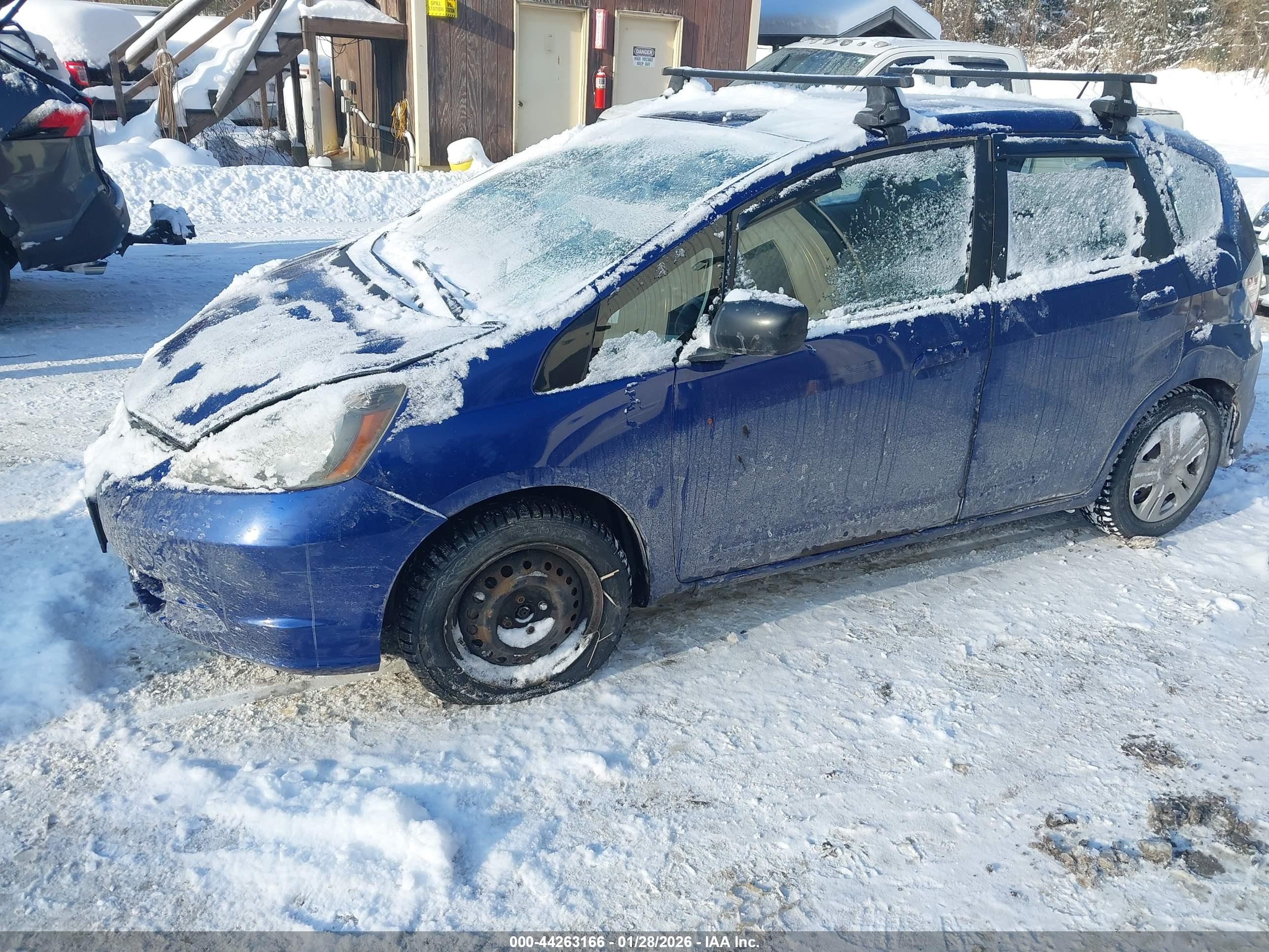 HONDA FIT image 2