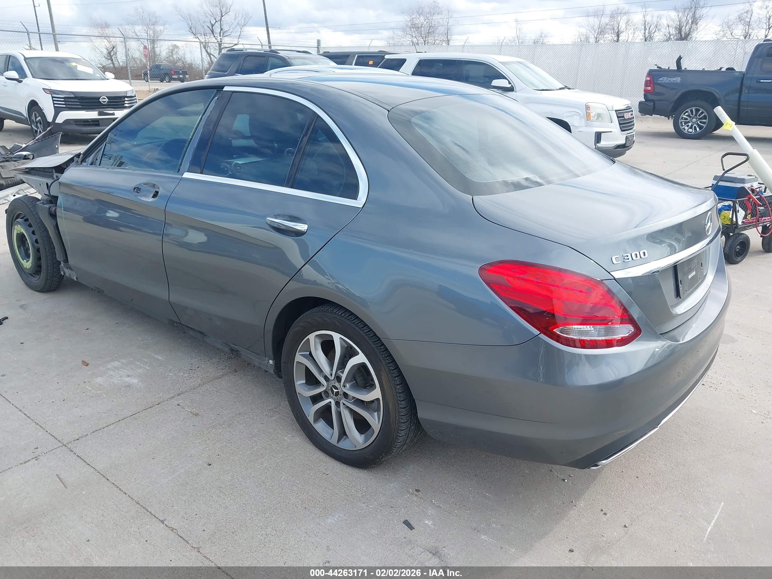 MERCEDES-BENZ C image 3