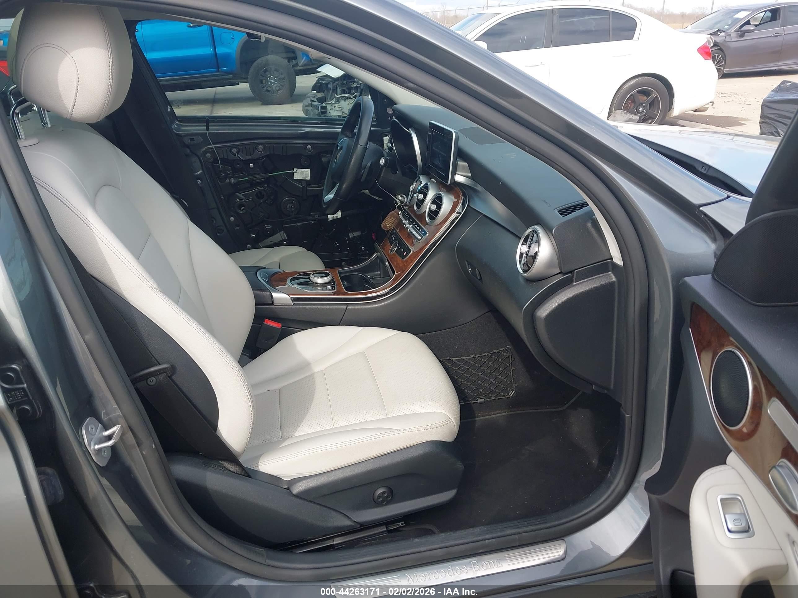 MERCEDES-BENZ C image 5