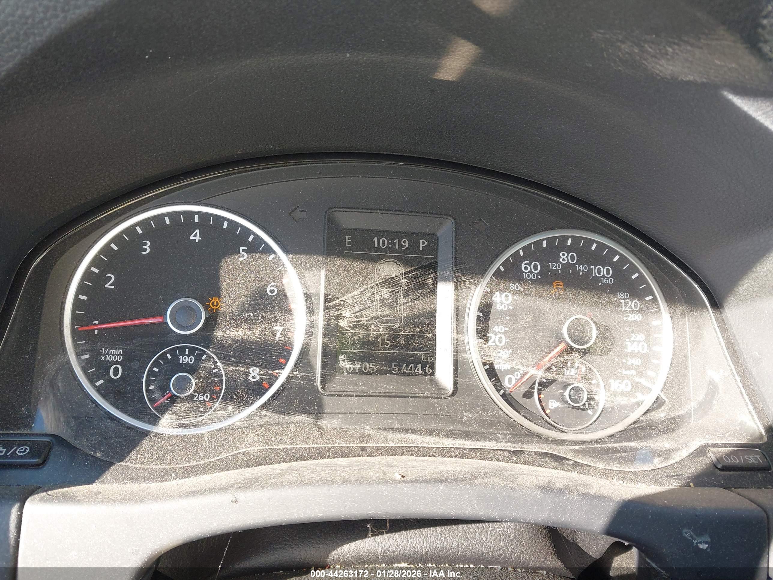 VOLKSWAGEN TIGUAN image 7