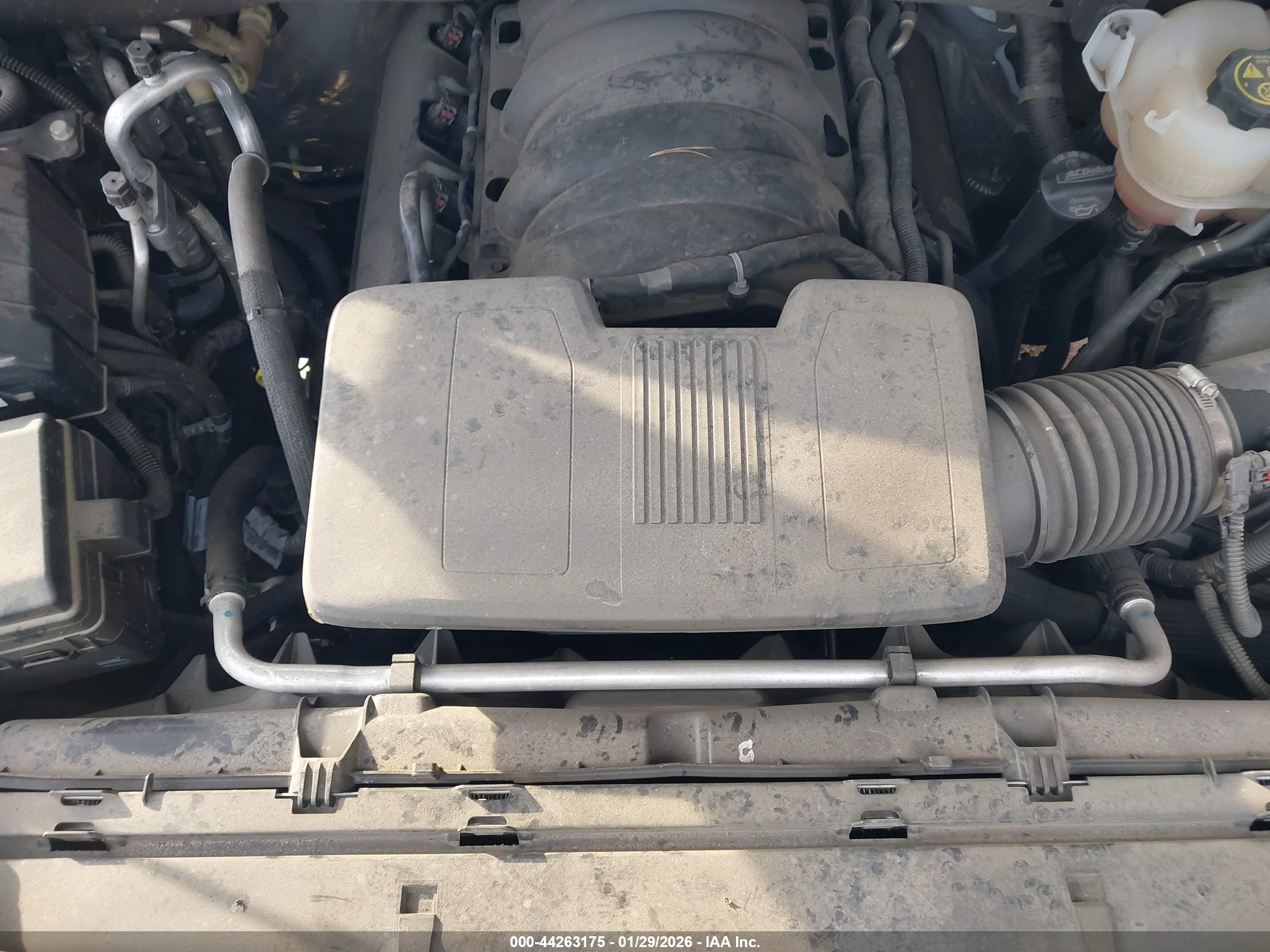 CHEVROLET SUBURBAN image 10