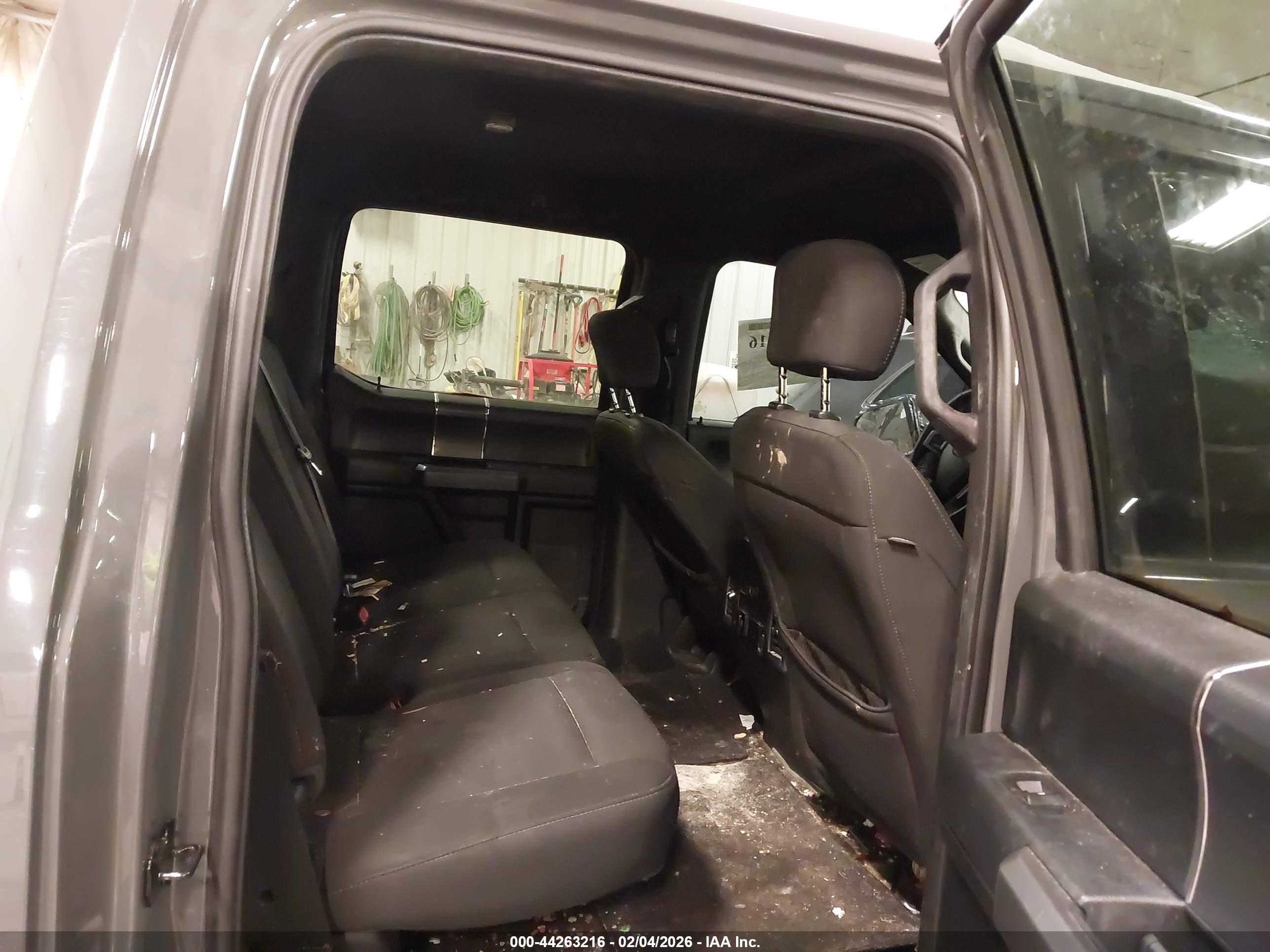 FORD F-150 image 8