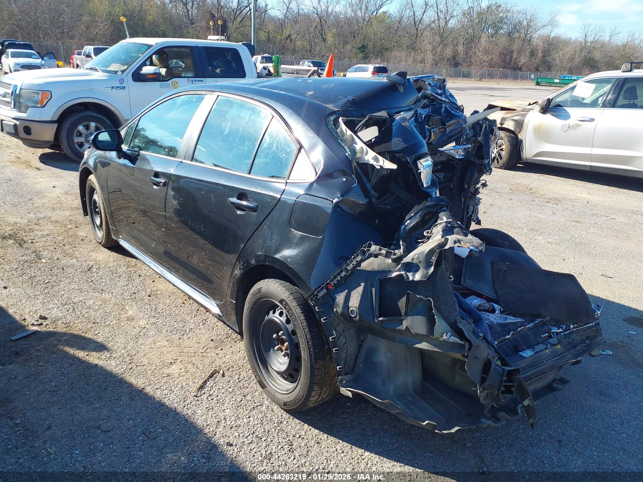 TOYOTA COROLLA image 3