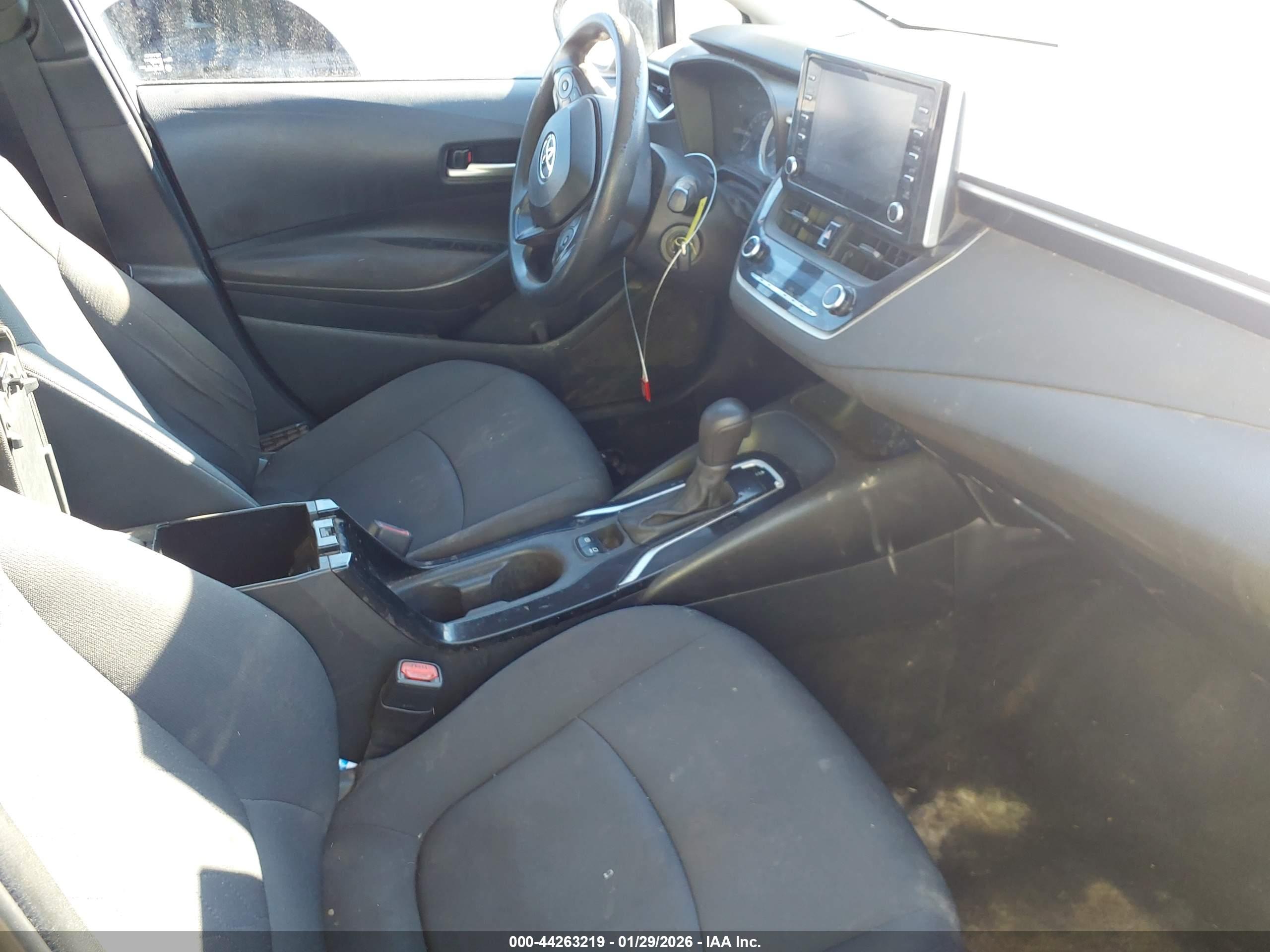 TOYOTA COROLLA image 5