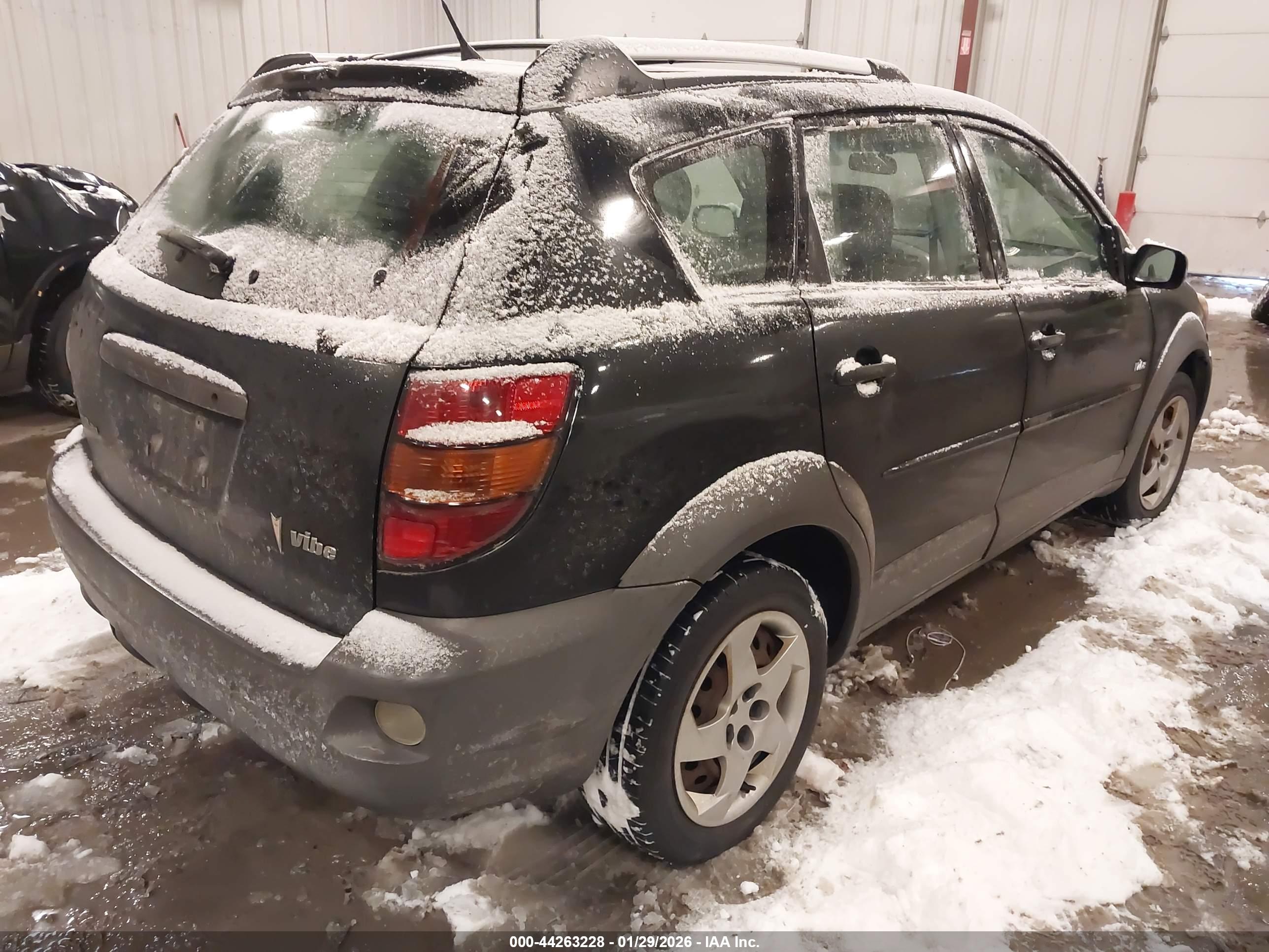 PONTIAC VIBE image 4